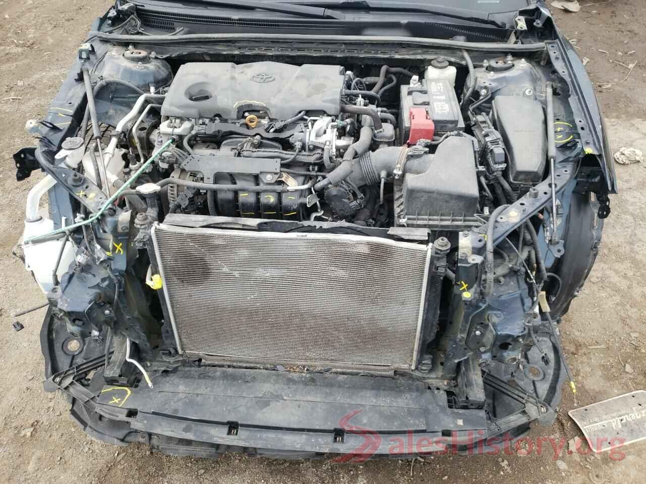 4T1B11HK3JU581887 2018 TOYOTA CAMRY