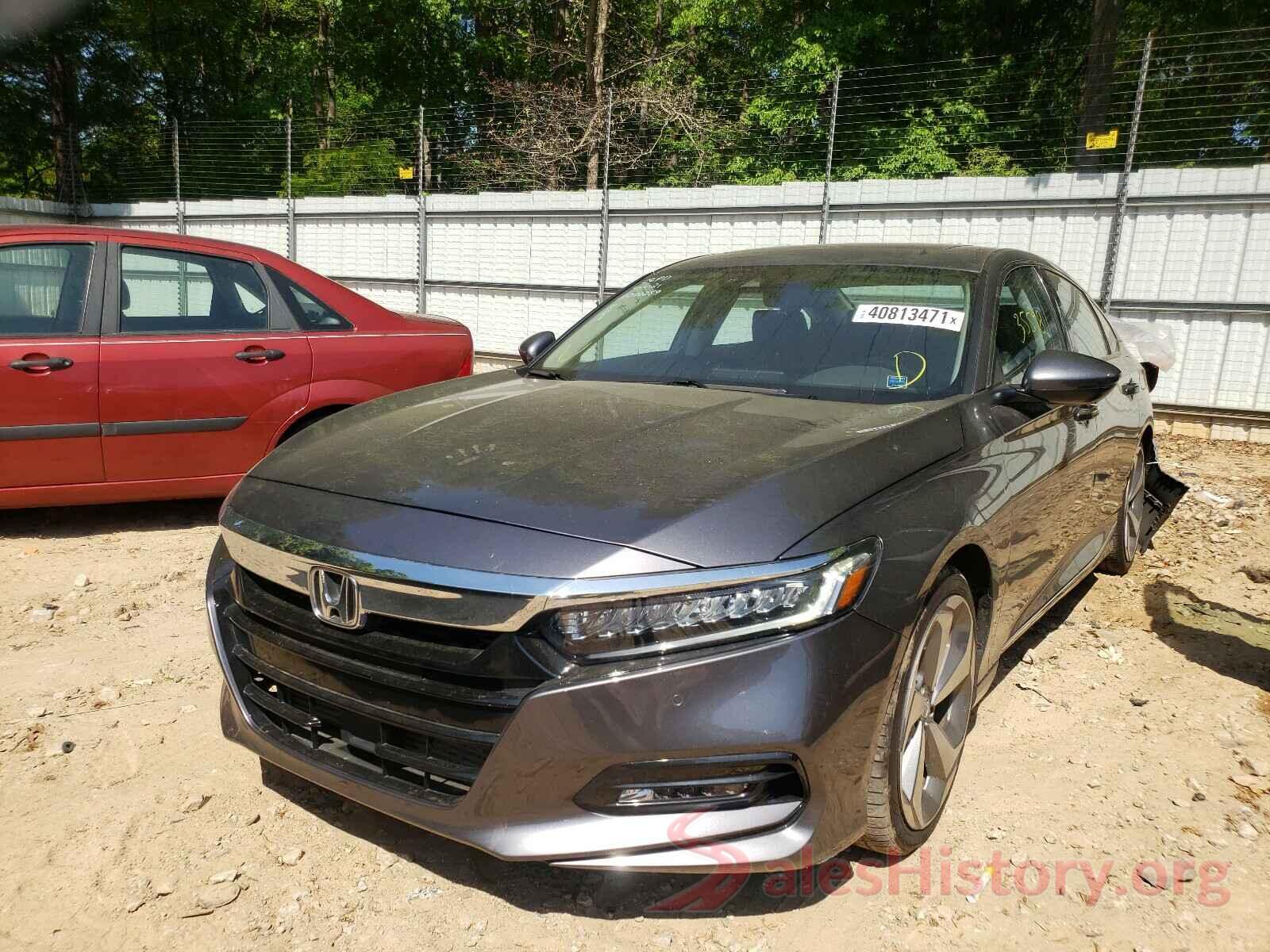 1HGCV2F9XJA000259 2018 HONDA ACCORD