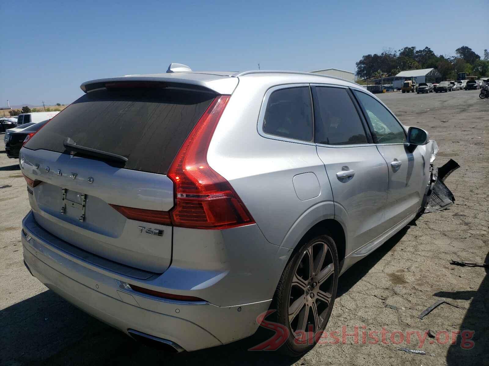 LYVA22RL0JB086700 2018 VOLVO XC60