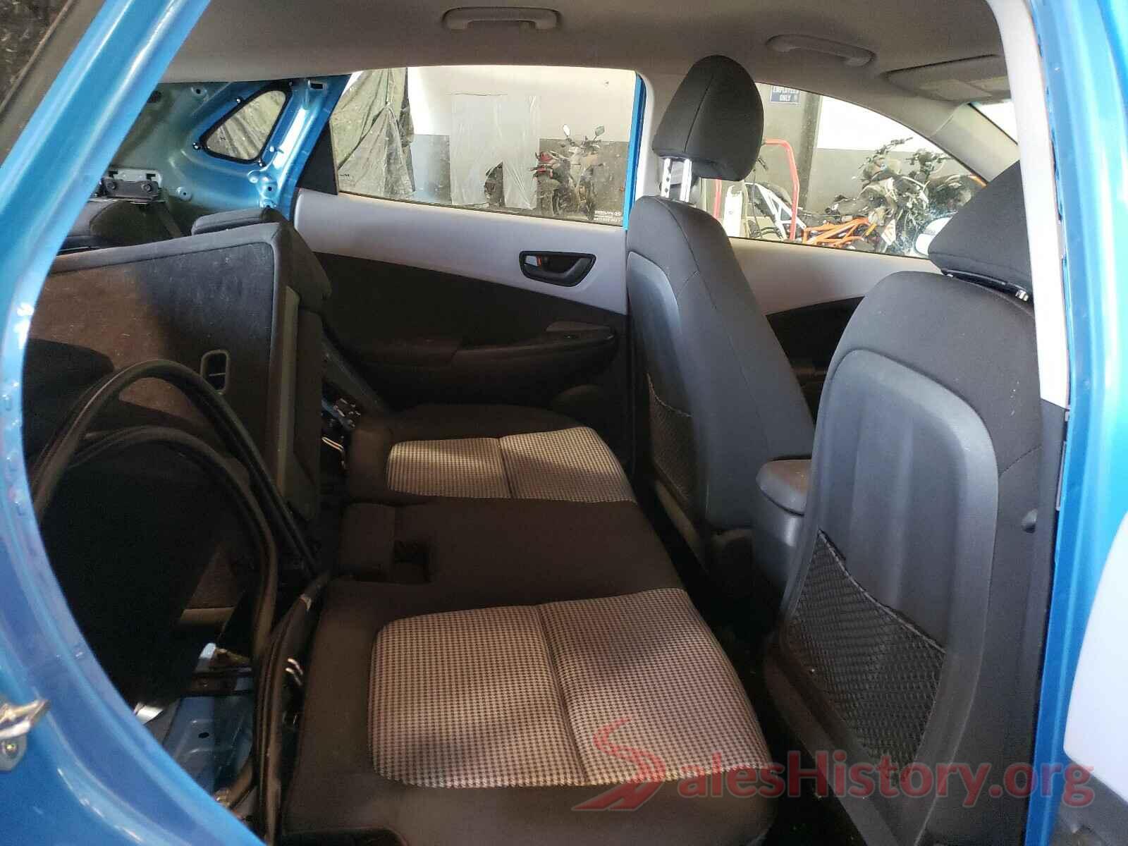 KM8K12AA4KU208558 2019 HYUNDAI KONA