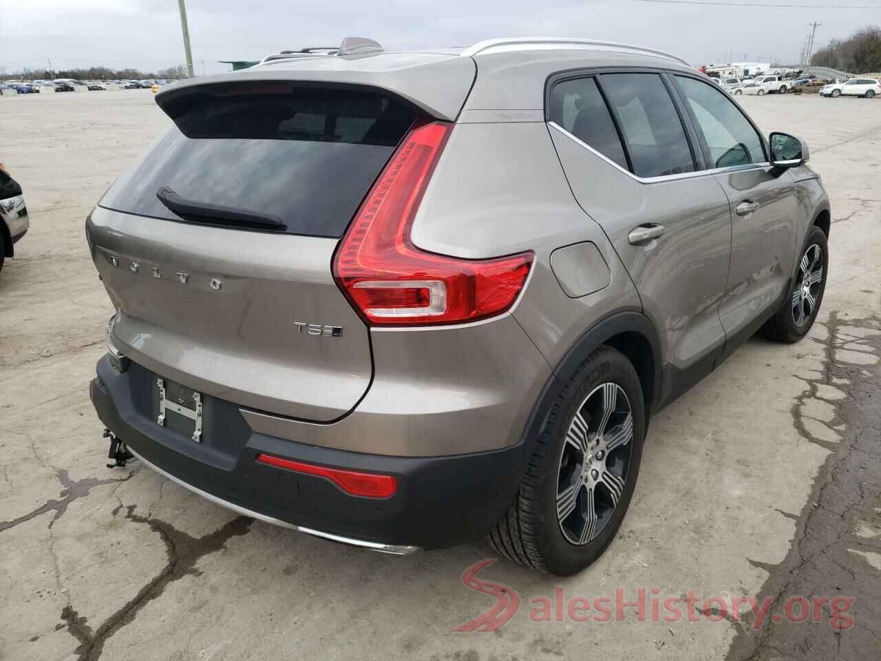 YV4162UL5L2323923 2020 VOLVO XC40