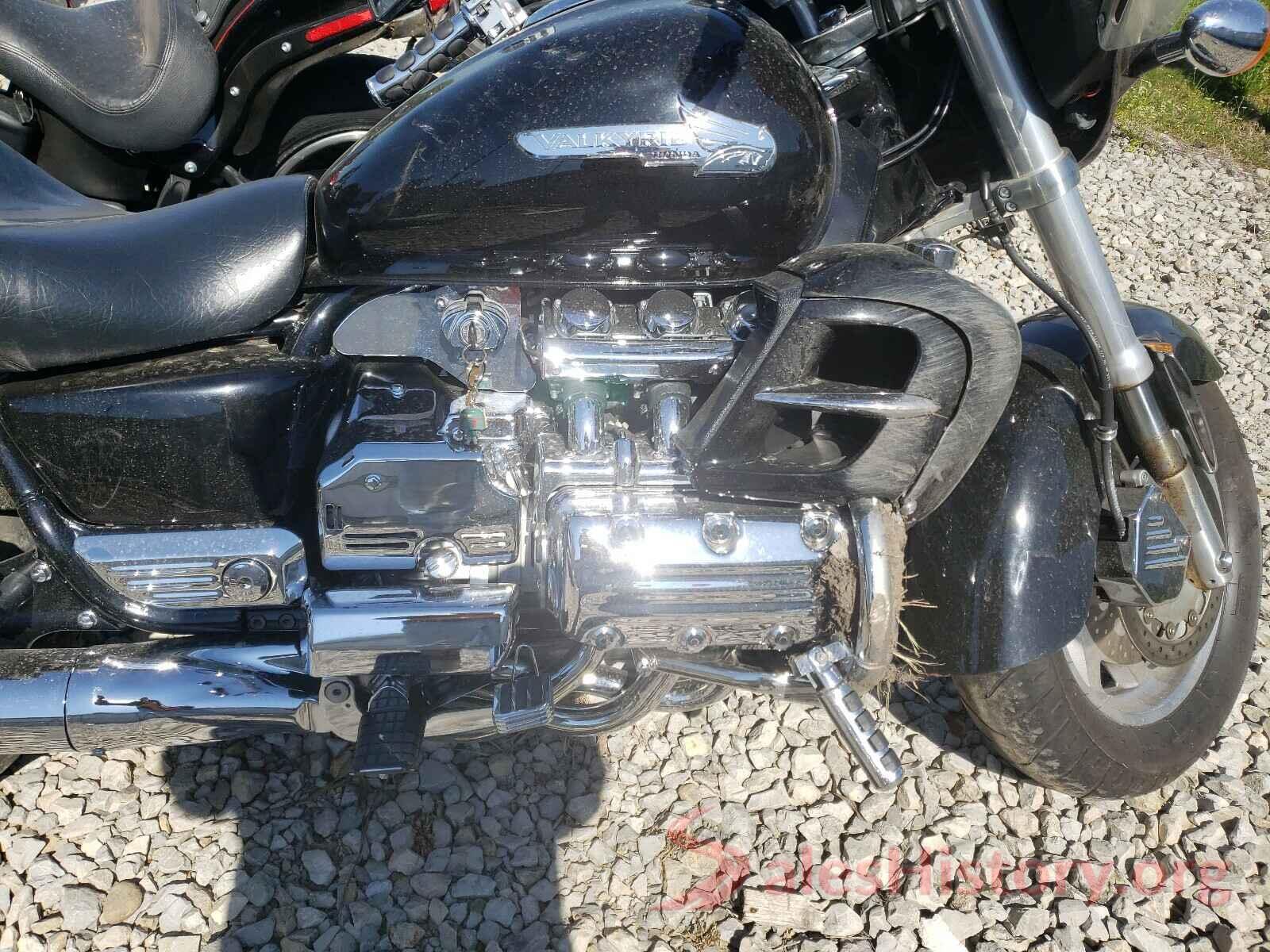 1HFSC4103XA003538 1999 HONDA GL CYCLE