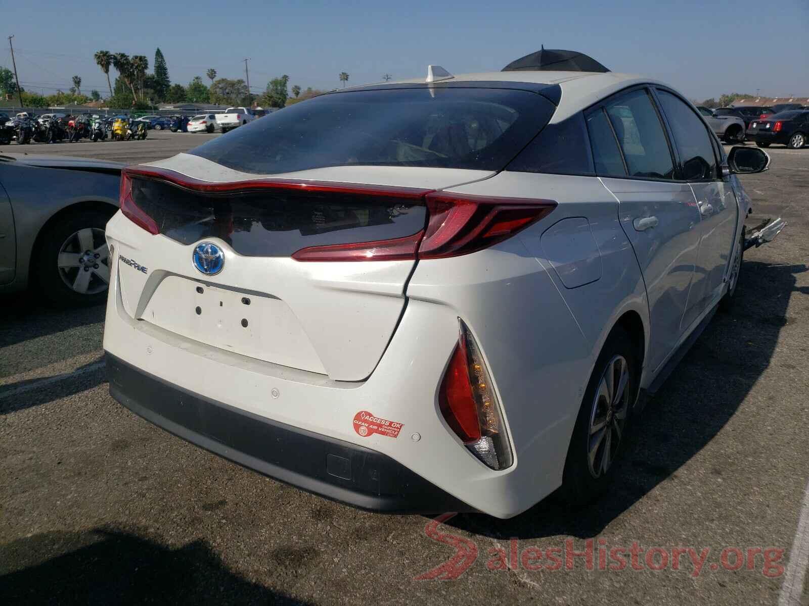 JTDKARFP6J3081925 2018 TOYOTA PRIUS