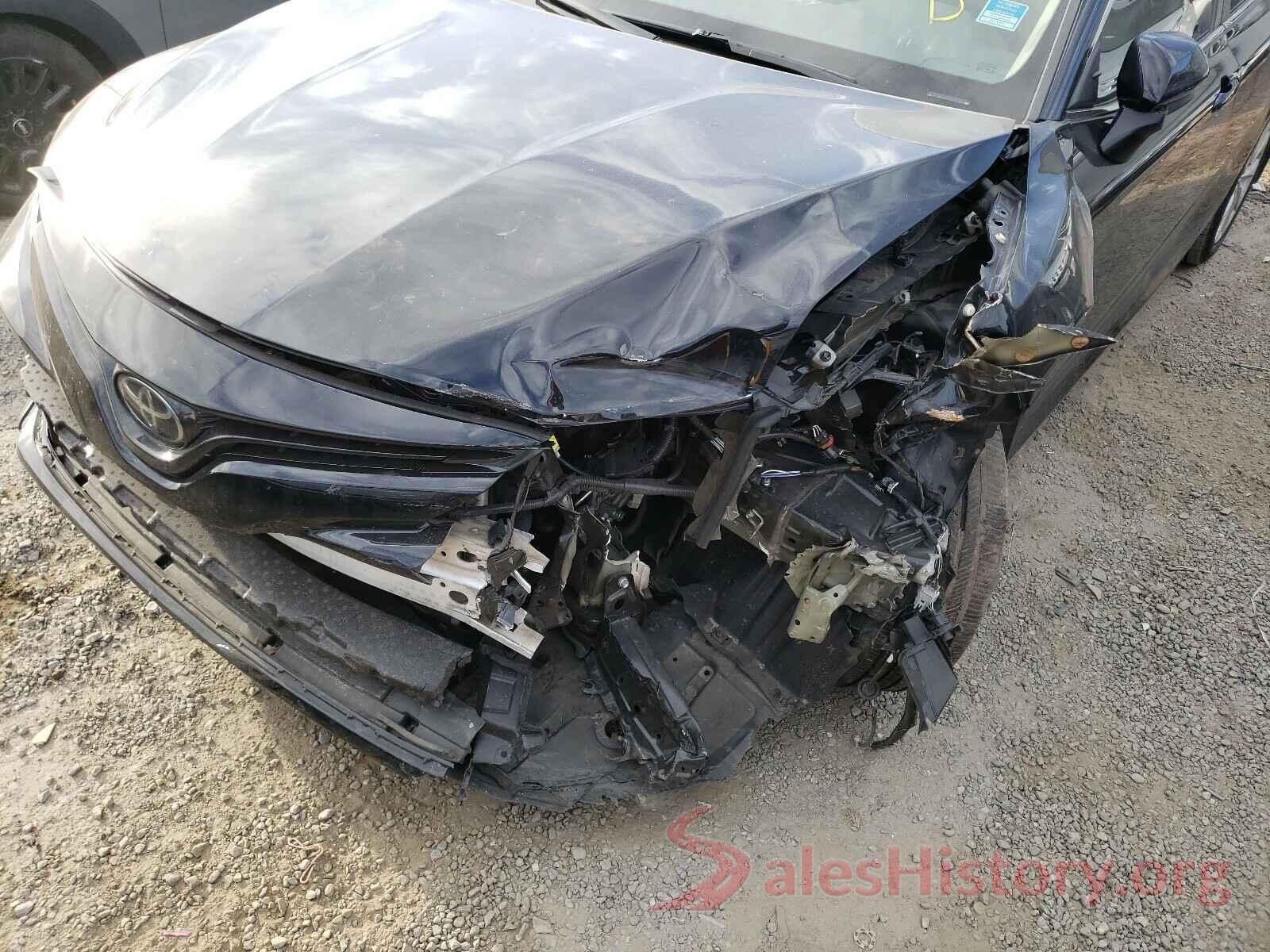 4T1B11HK0JU637266 2018 TOYOTA CAMRY