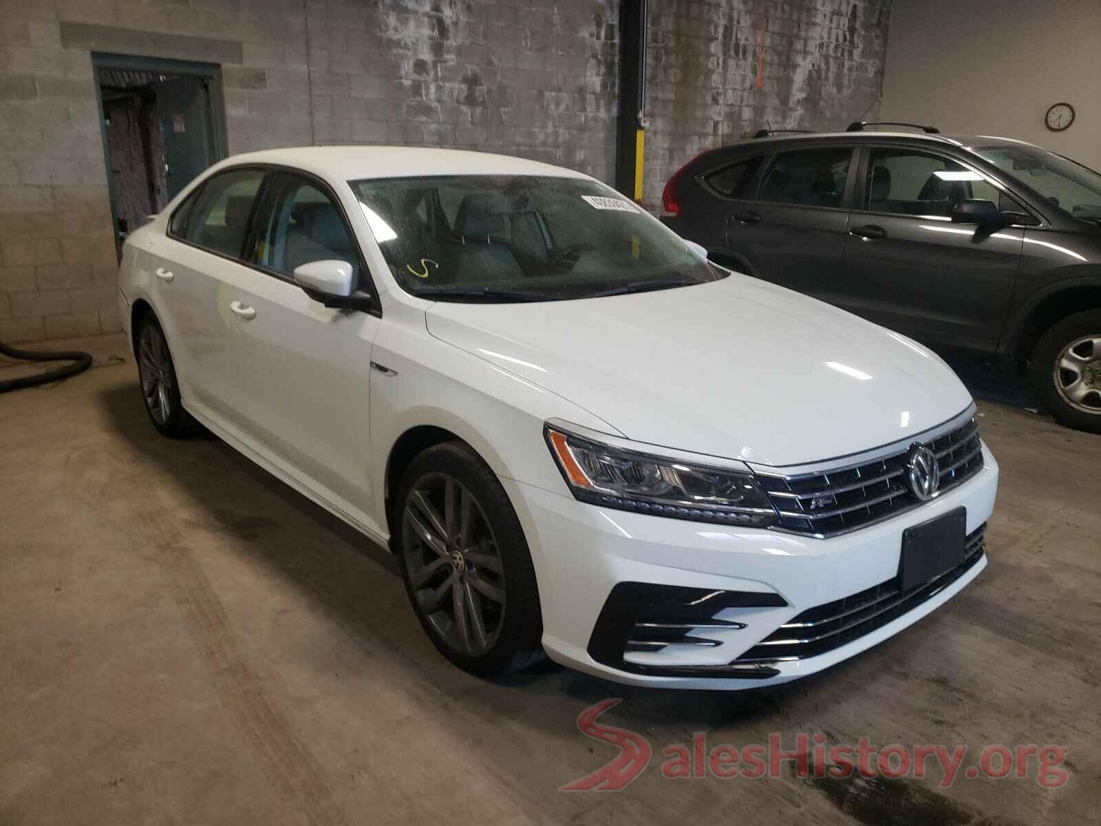 1VWAA7A38JC011974 2018 VOLKSWAGEN PASSAT