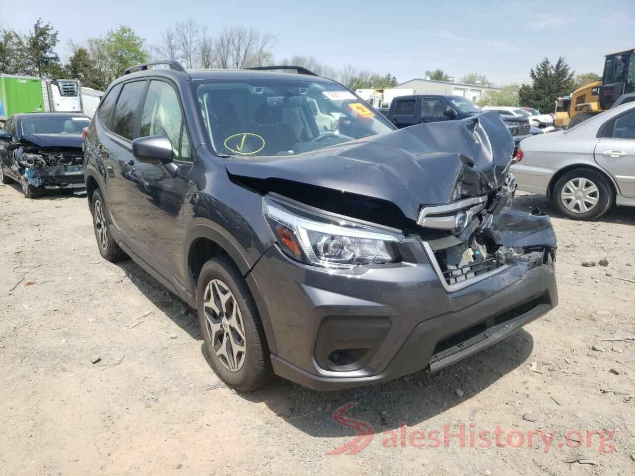 JF2SKAJC0LH586224 2020 SUBARU FORESTER