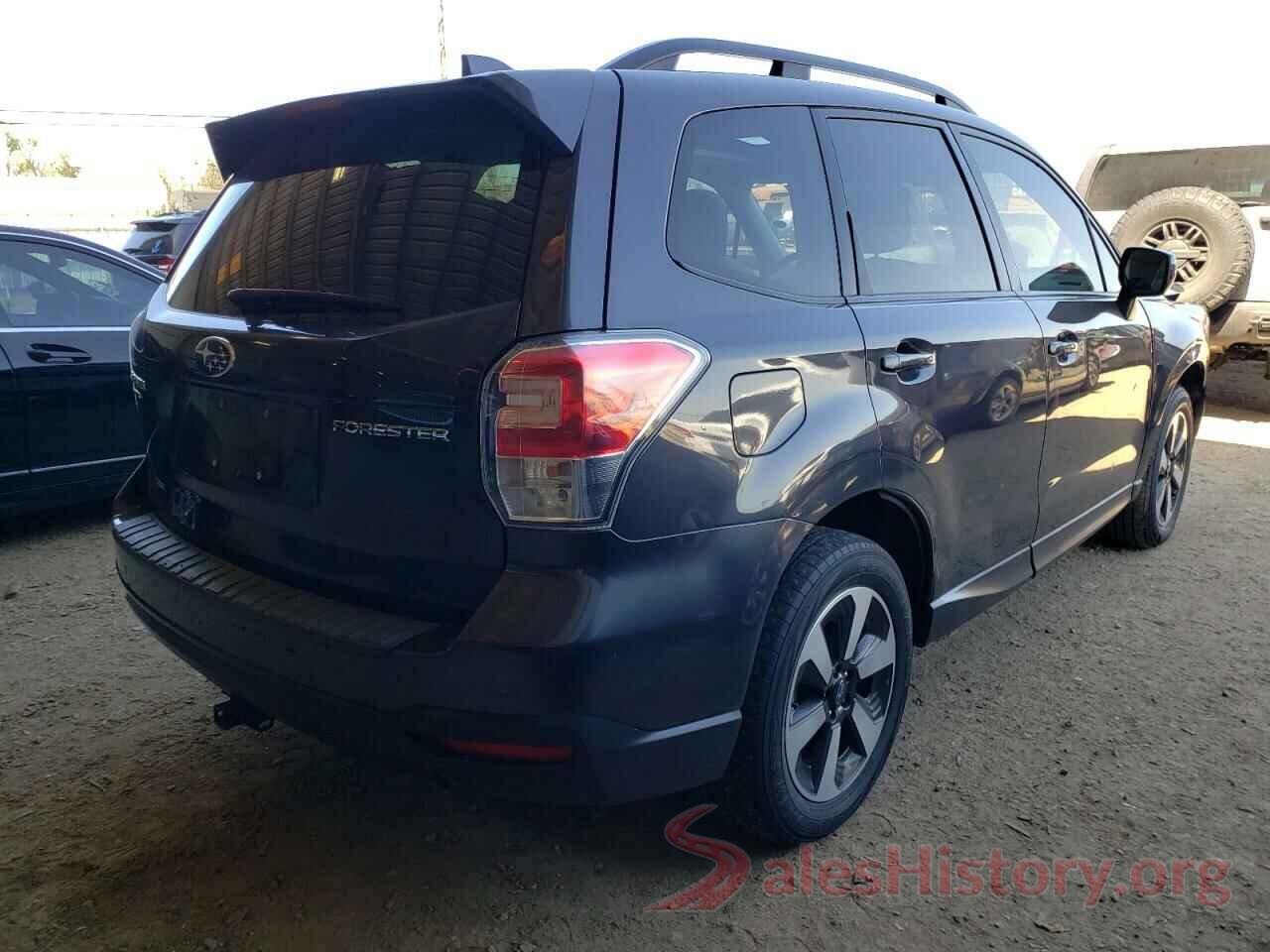 JF2SJAGCXJH521176 2018 SUBARU FORESTER