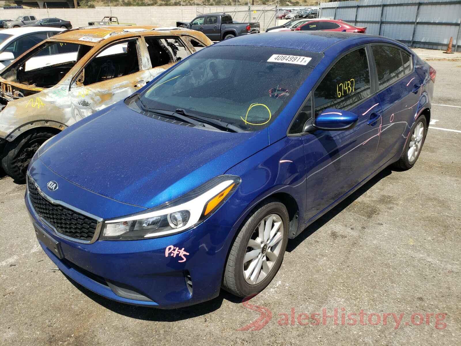 3KPFL4A79HE009352 2017 KIA FORTE