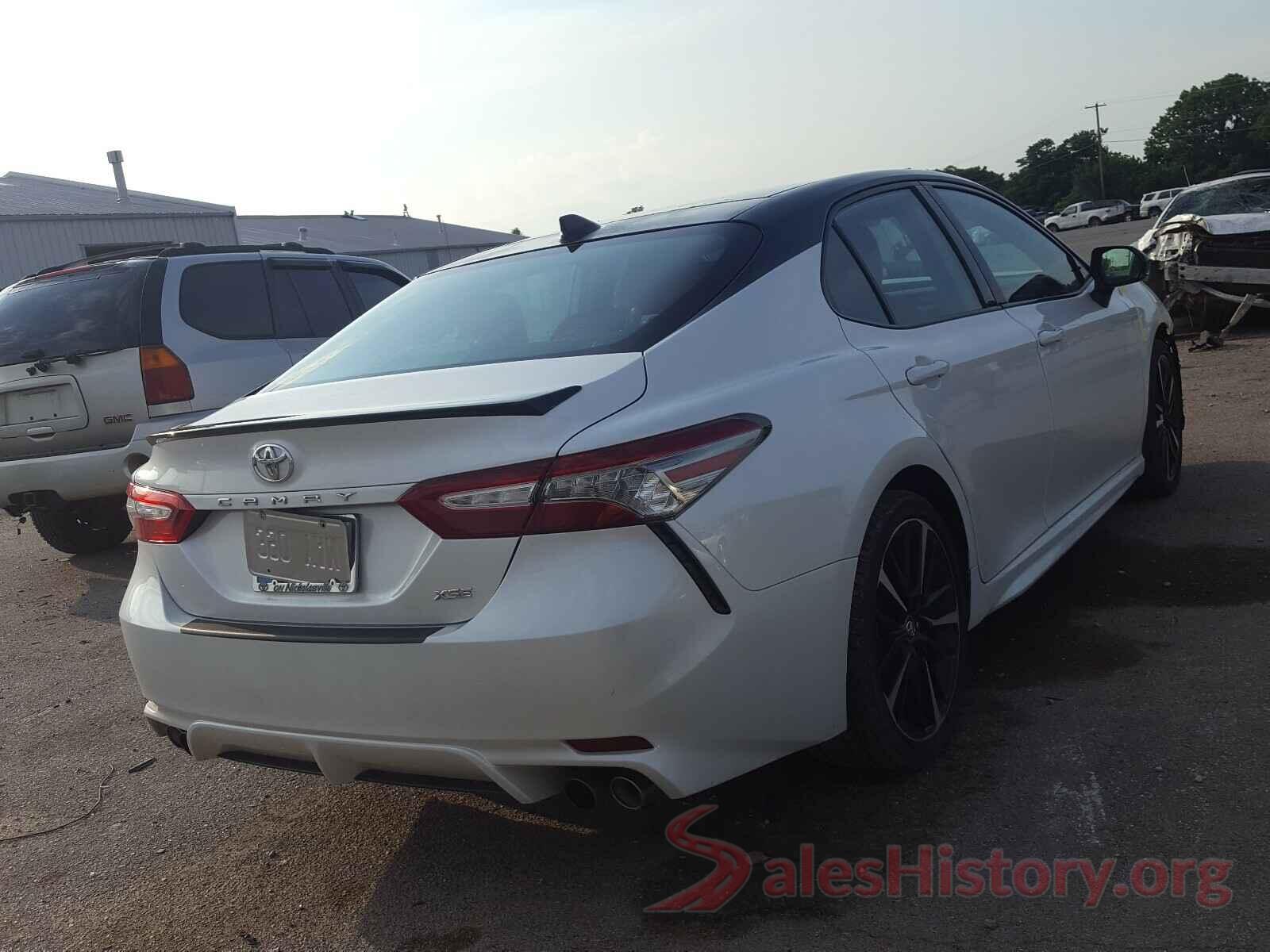 4T1B61HKXKU201673 2019 TOYOTA CAMRY