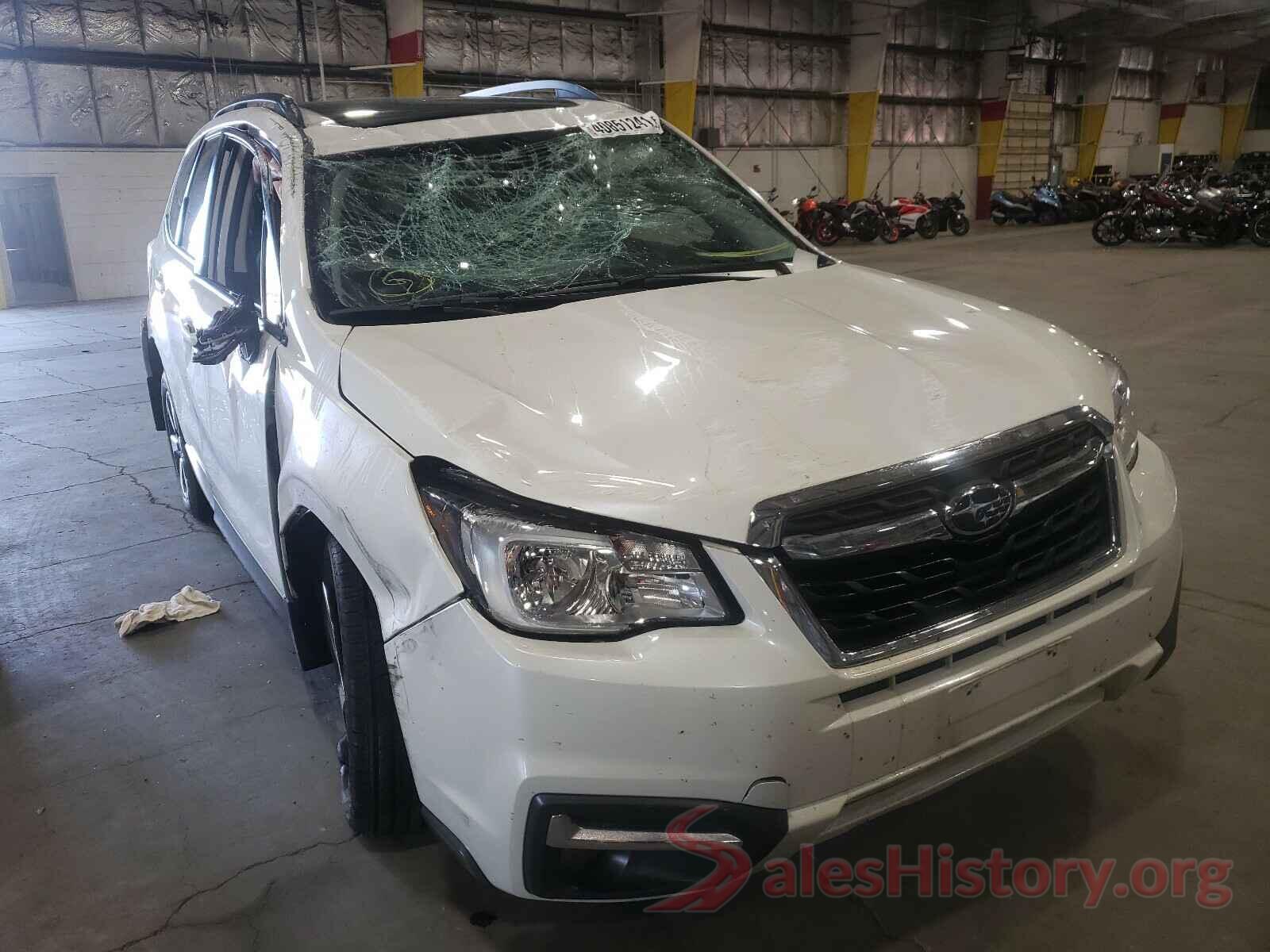 JF2SJAGC5JH424239 2018 SUBARU FORESTER