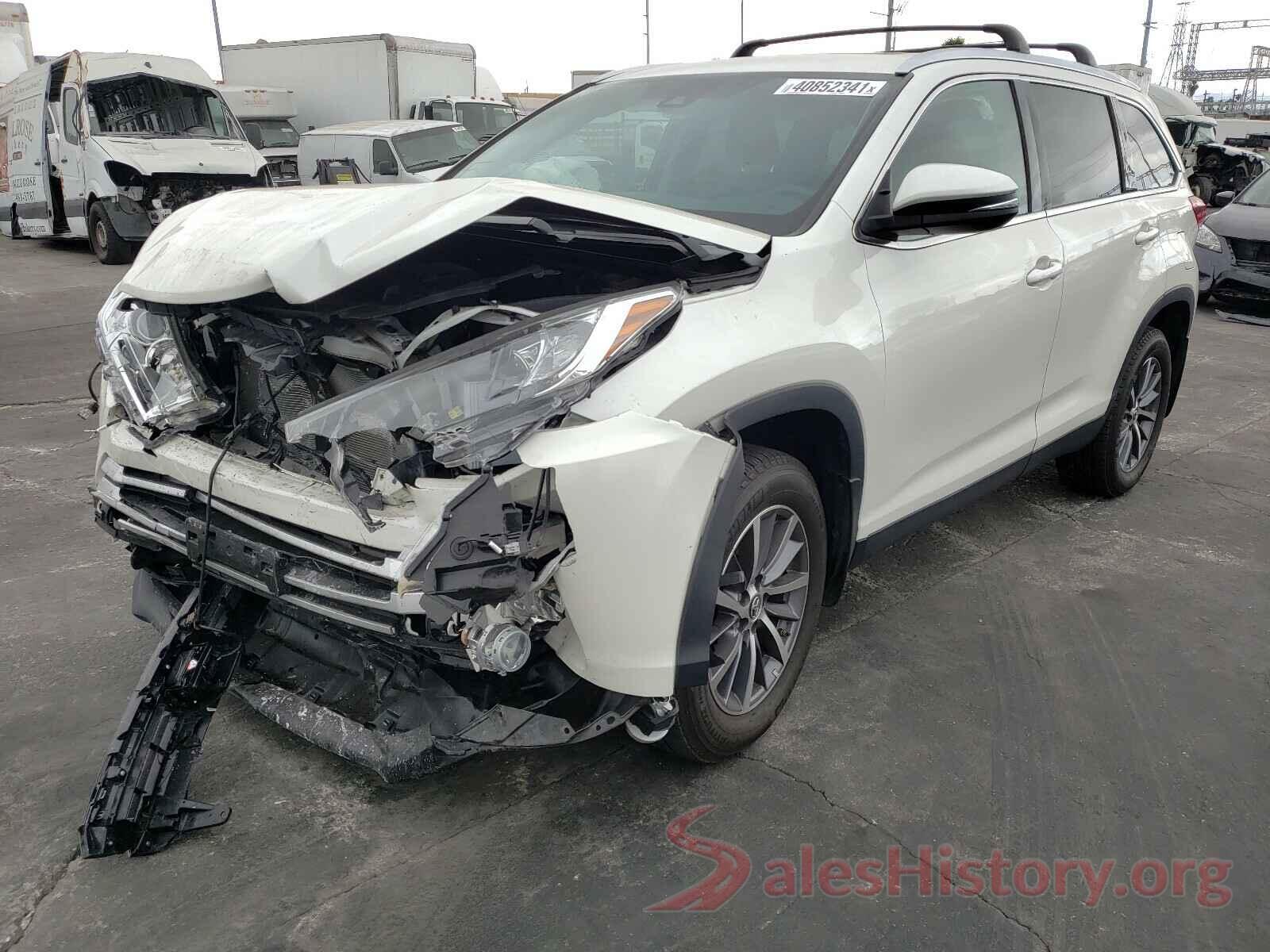 5TDKZRFH6KS554675 2019 TOYOTA HIGHLANDER