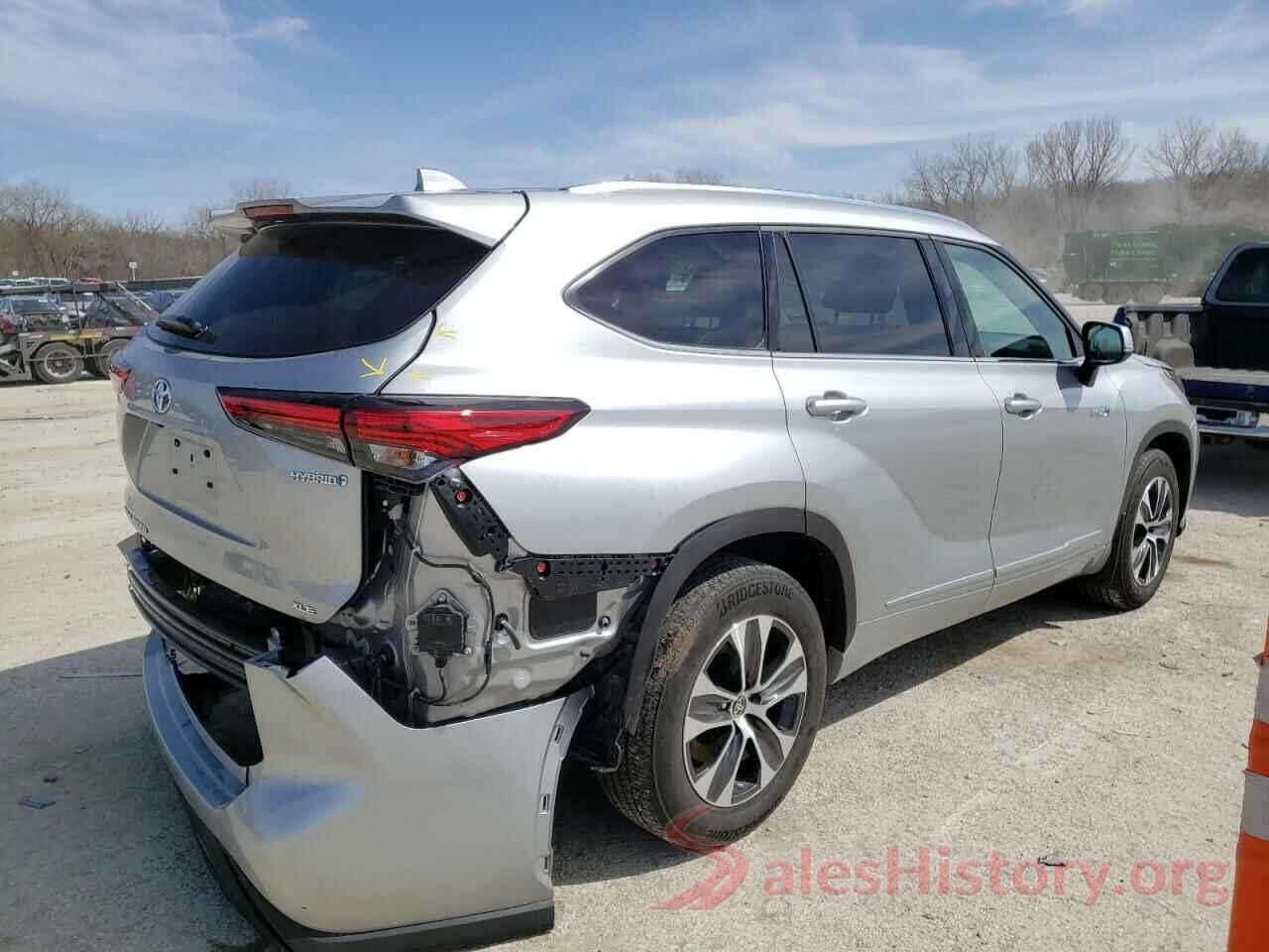 5TDHBRCH3LS006119 2020 TOYOTA HIGHLANDER