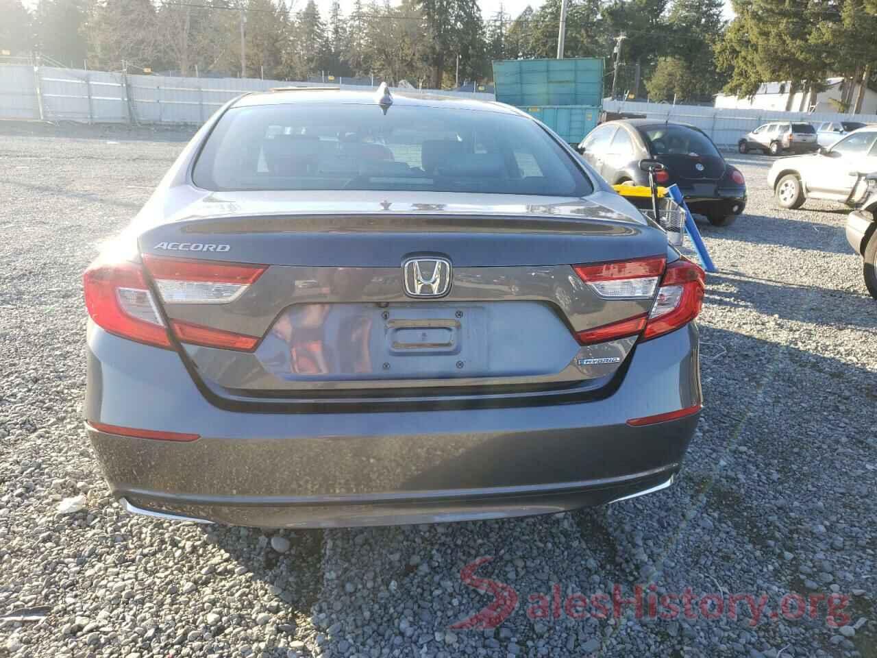 1HGCV3F13JA009921 2018 HONDA ACCORD