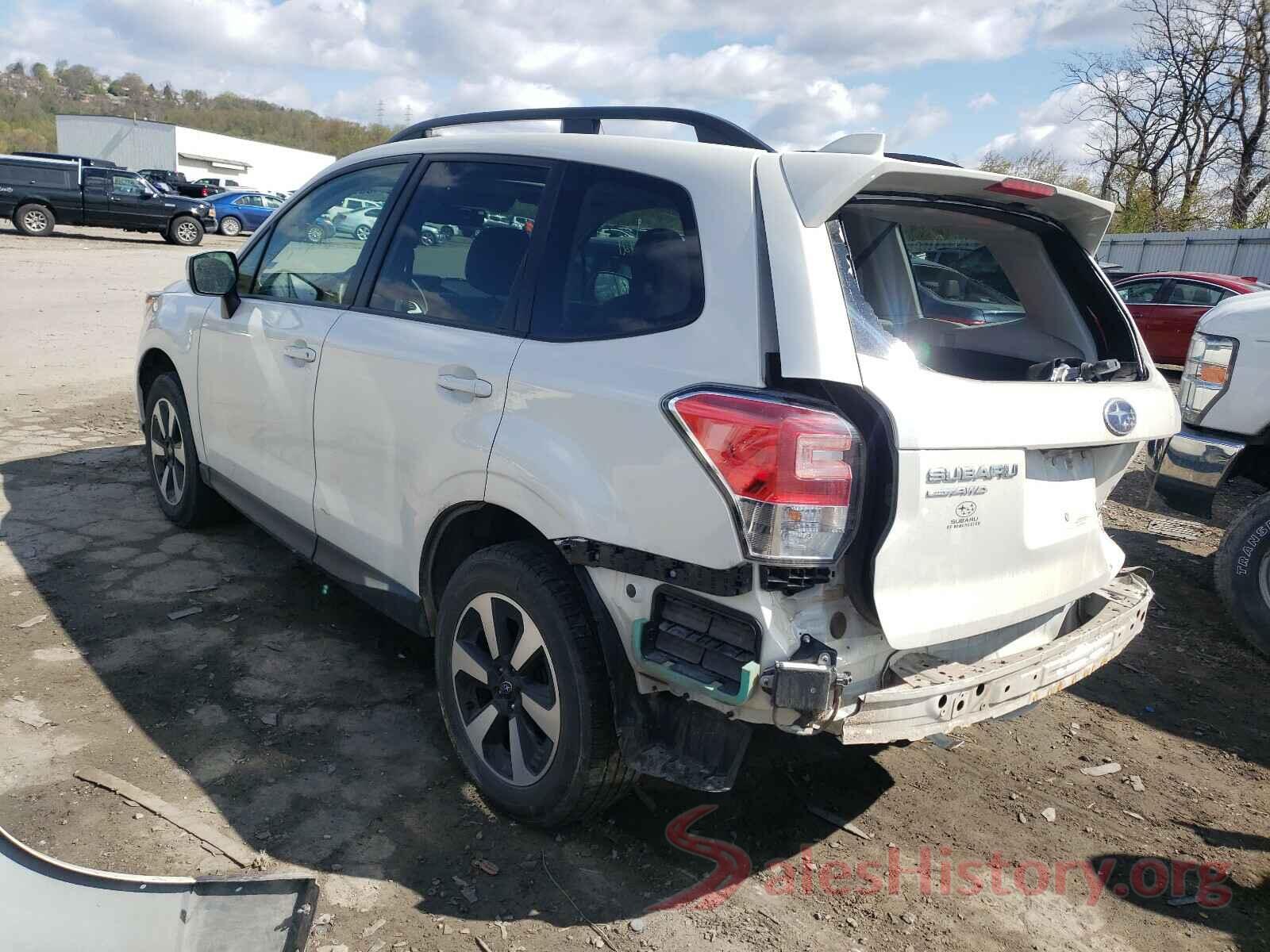 JF2SJAGC5JH524017 2018 SUBARU FORESTER