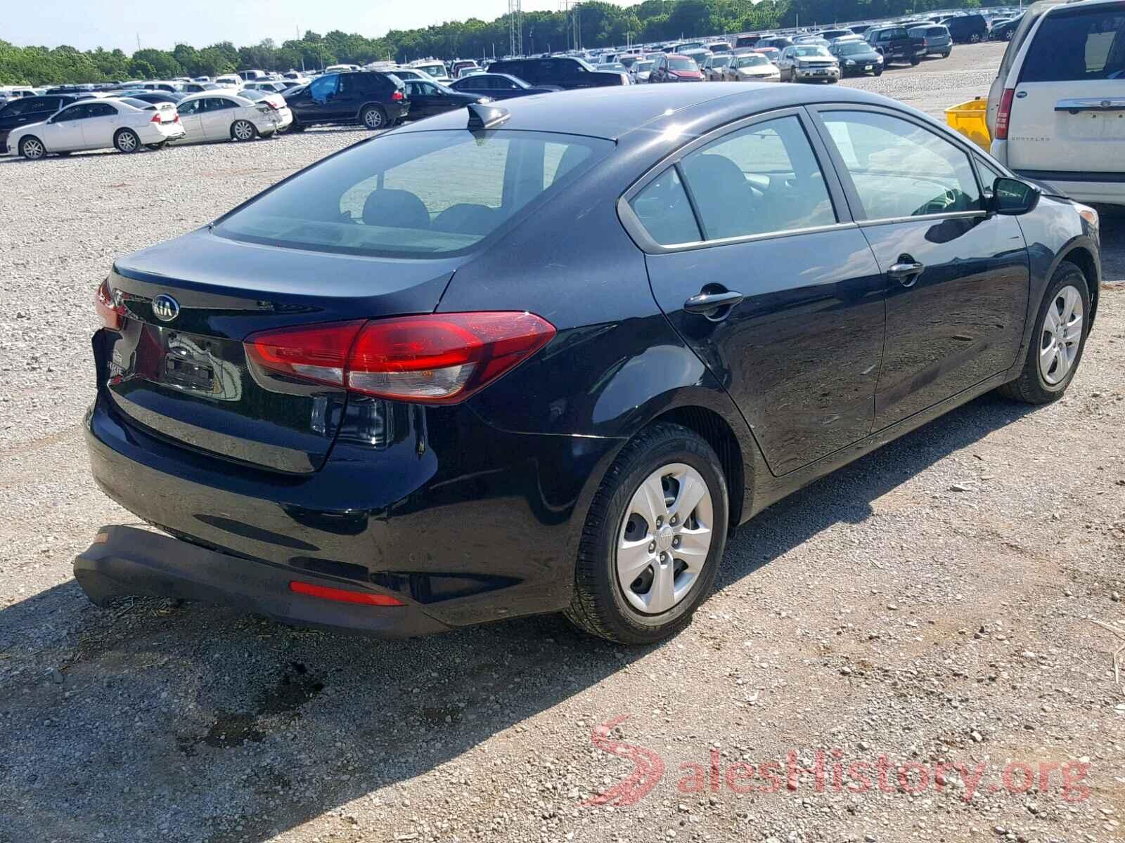 3KPFL4A75JE204046 2018 KIA FORTE