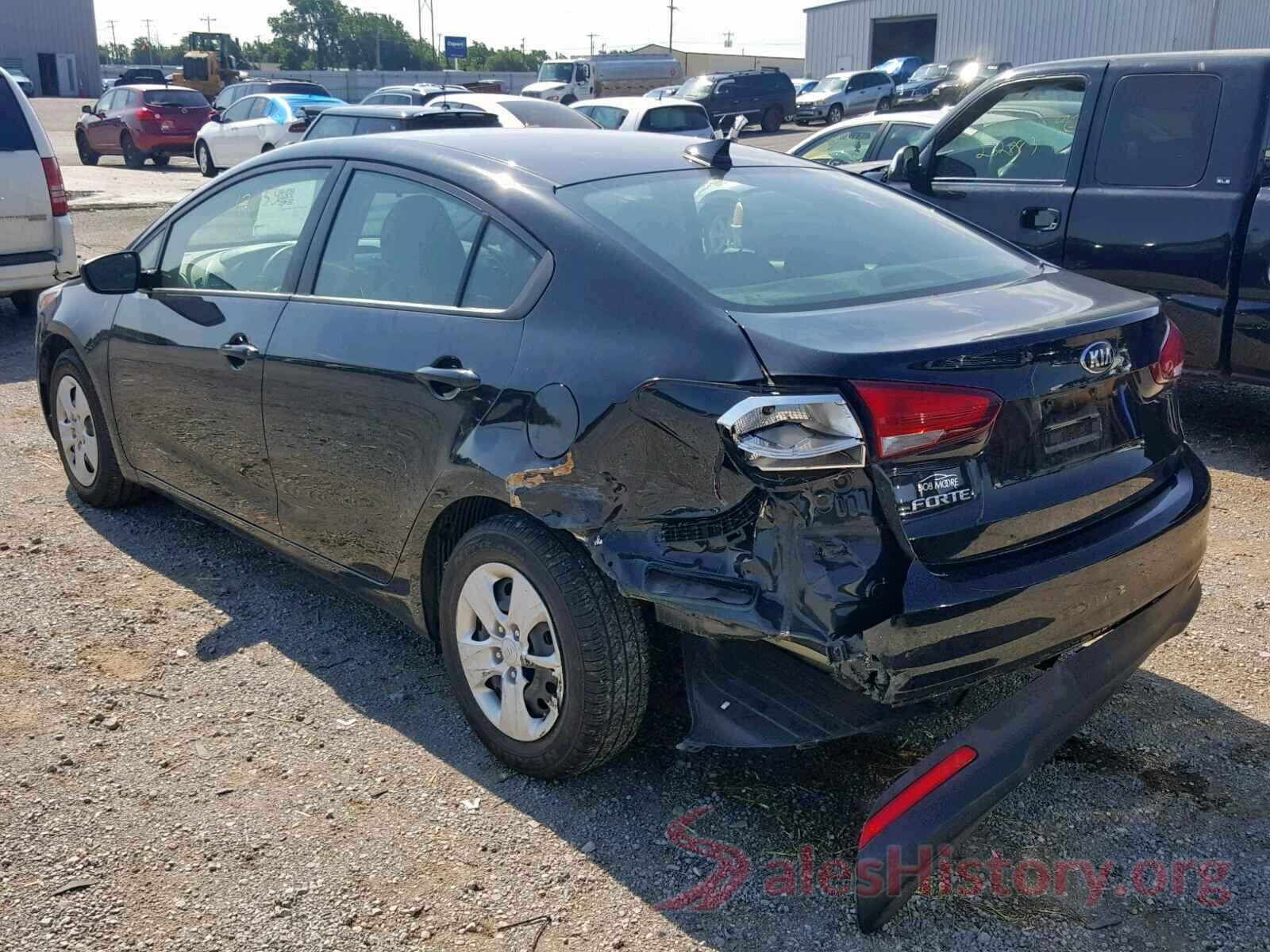 3KPFL4A75JE204046 2018 KIA FORTE