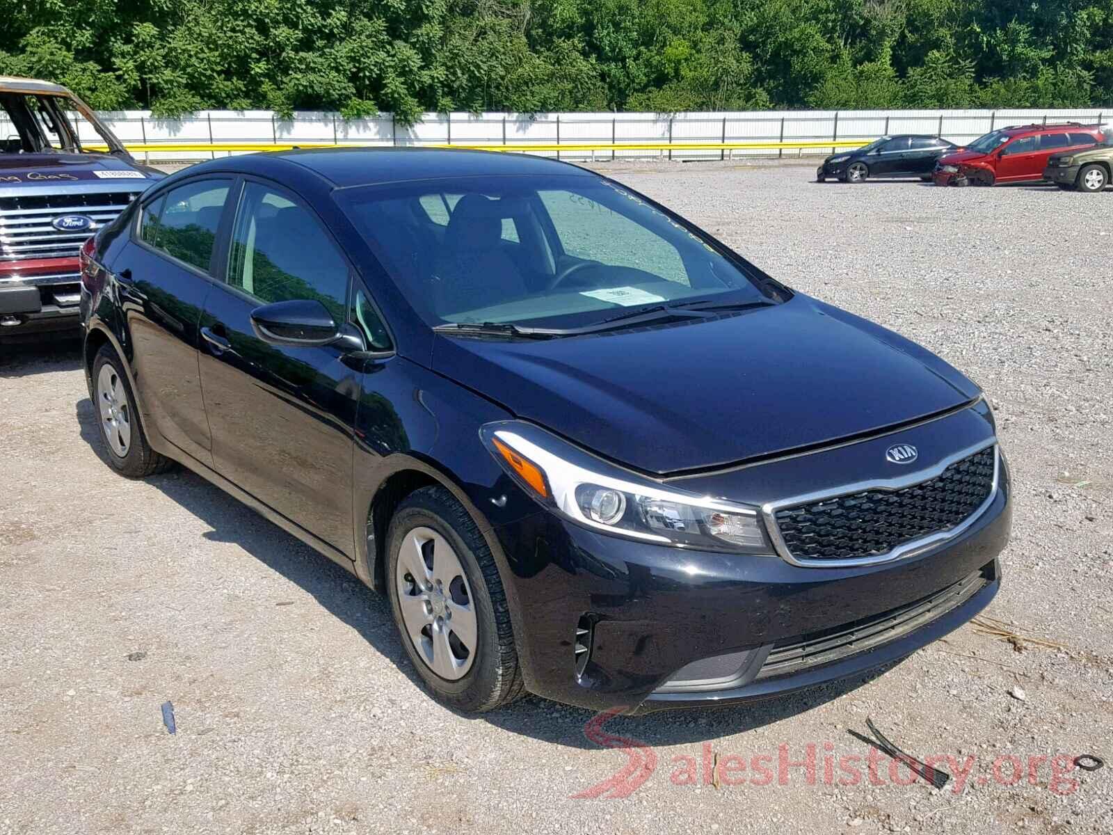 3KPFL4A75JE204046 2018 KIA FORTE