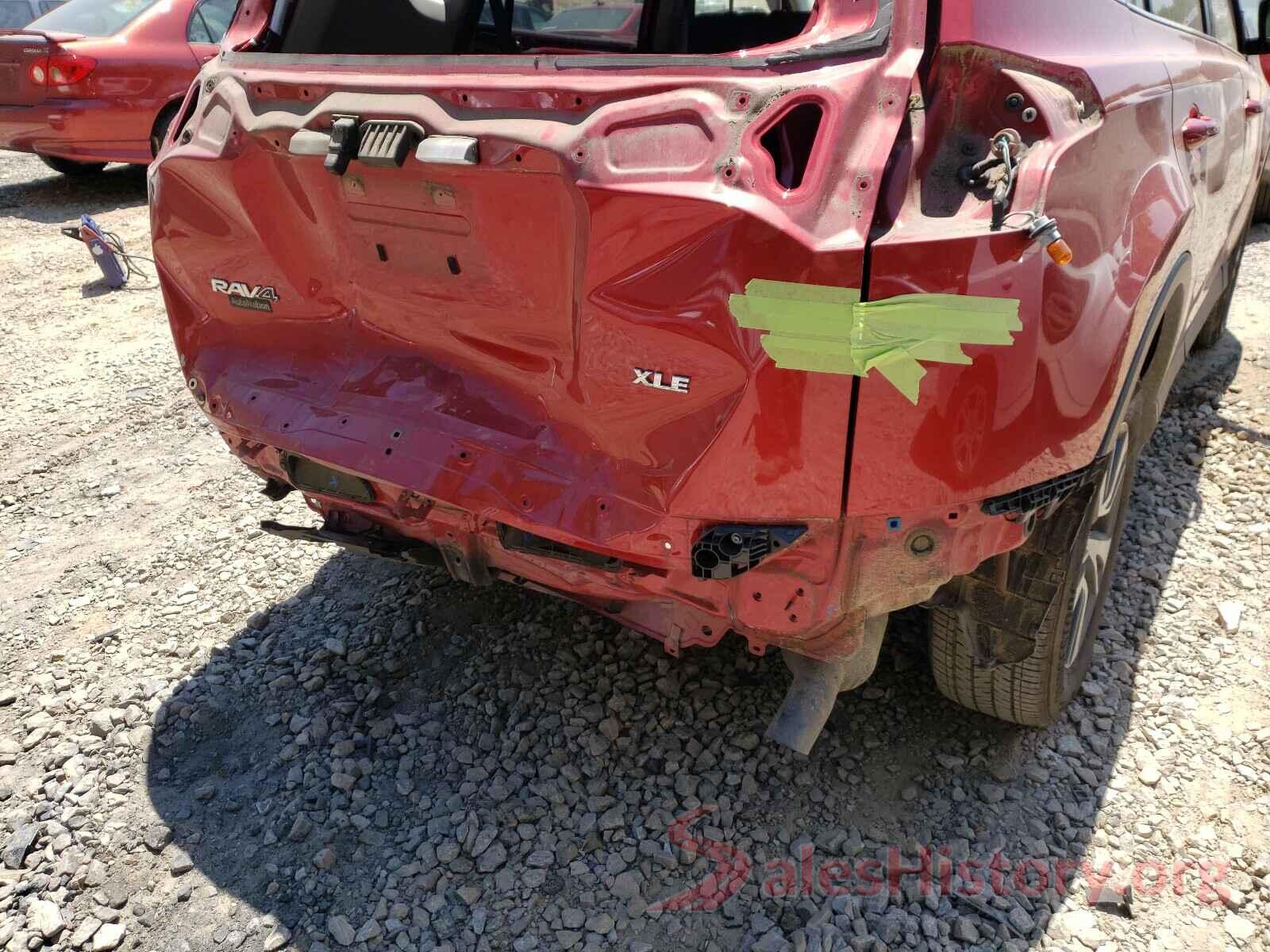 JTMWFREV9HJ111184 2017 TOYOTA RAV4