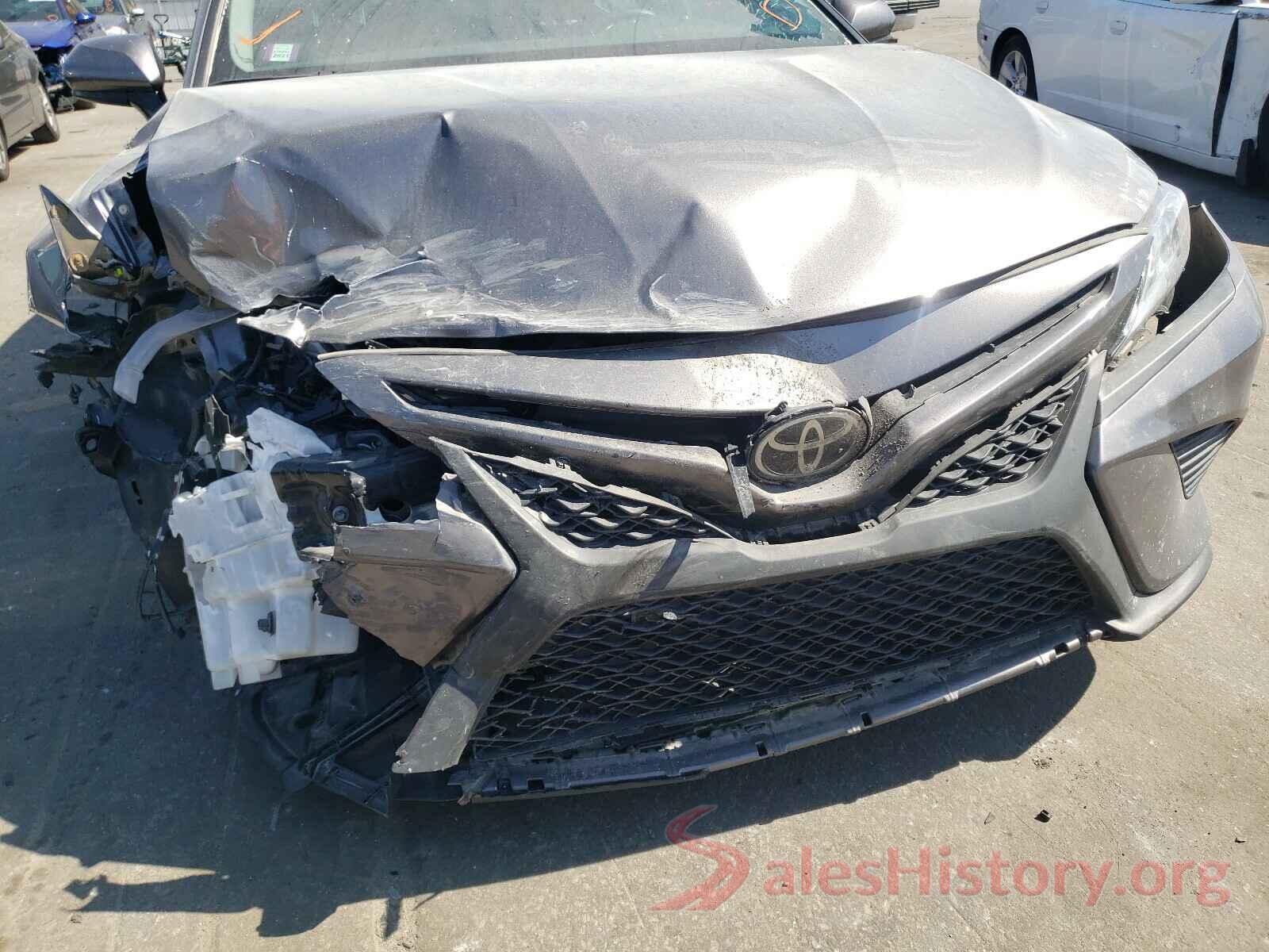 4T1B11HK6JU028540 2018 TOYOTA CAMRY