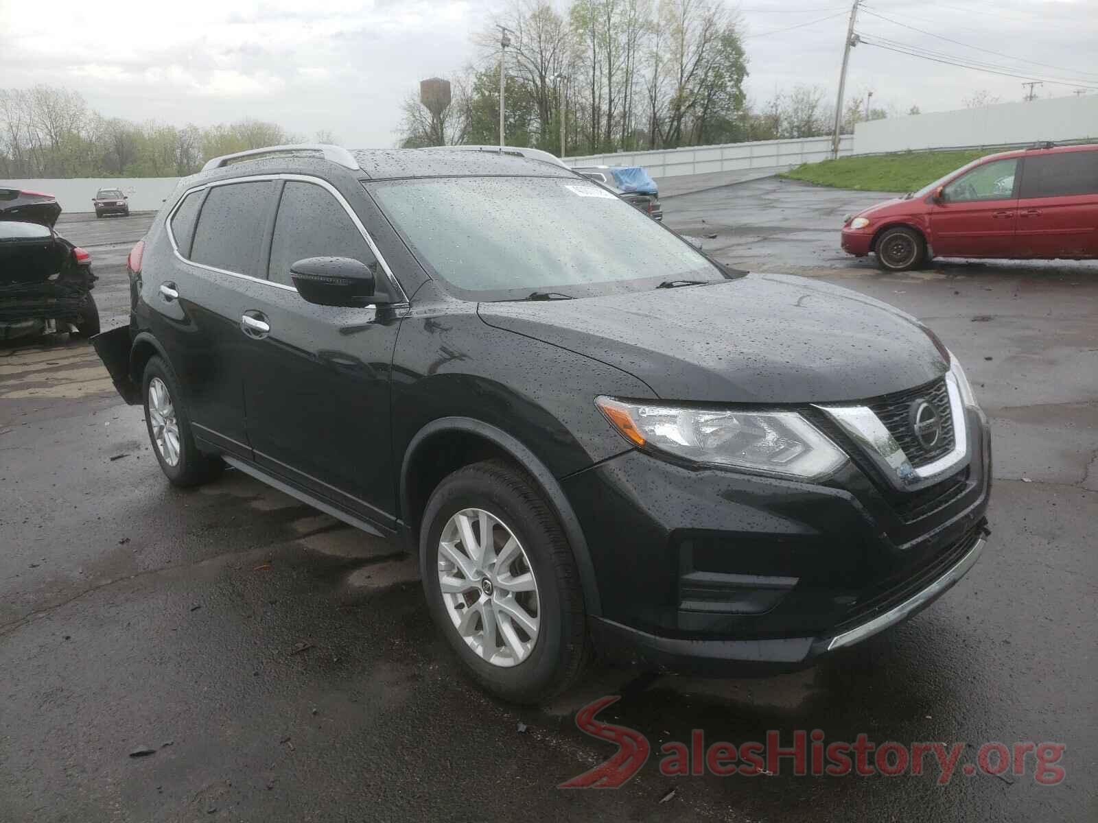 JN8AT2MV1JW305667 2018 NISSAN ROGUE