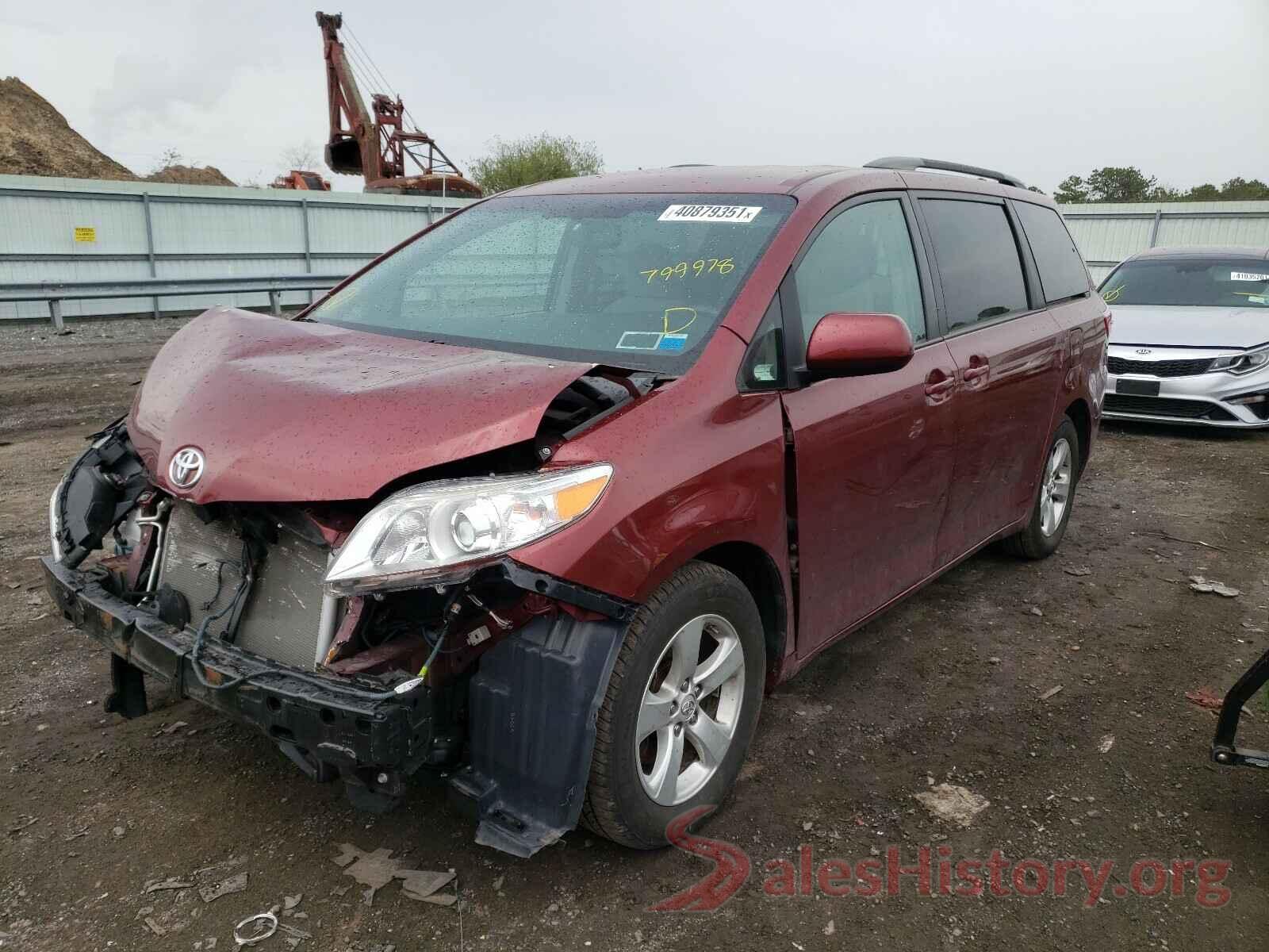 5TDKZ3DC3HS799978 2017 TOYOTA SIENNA