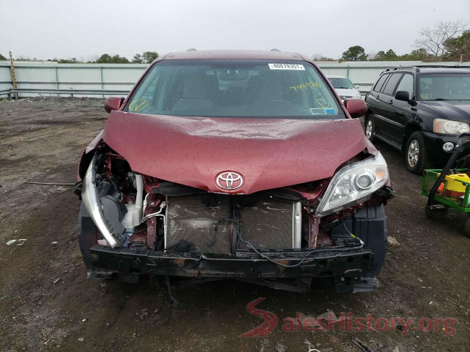 5TDKZ3DC3HS799978 2017 TOYOTA SIENNA