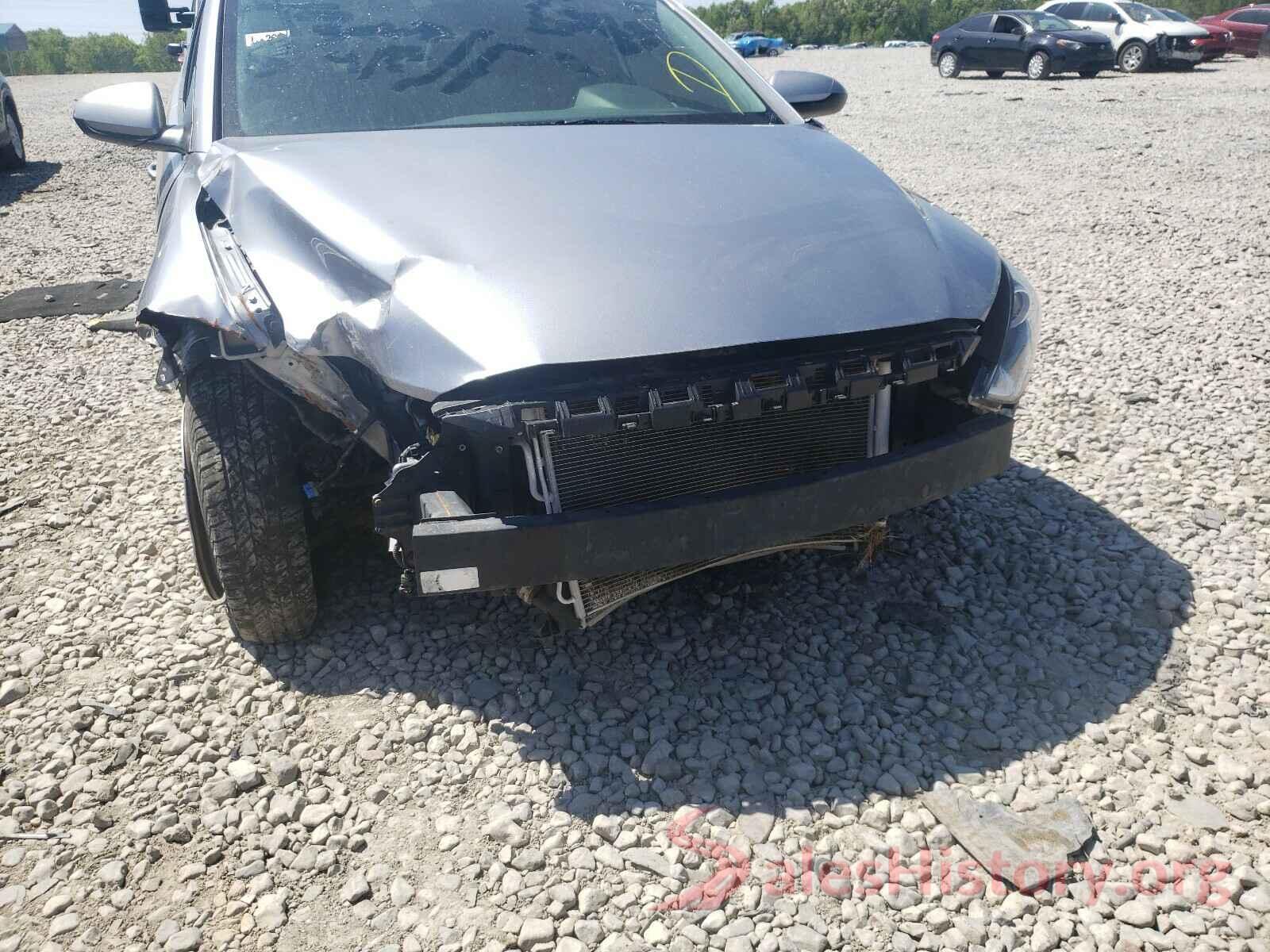 5NPD74LF6HH127581 2017 HYUNDAI ELANTRA