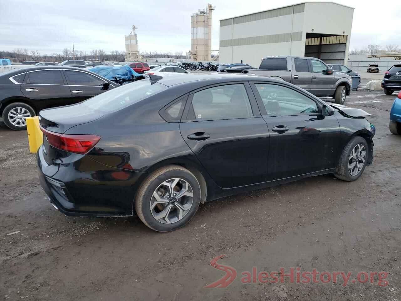 3KPF24AD5KE103695 2019 KIA FORTE