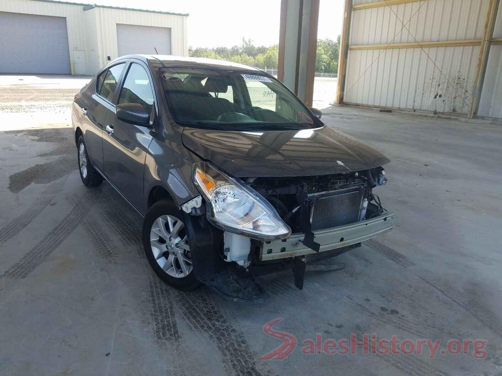 3N1CN7AP4JL881165 2018 NISSAN VERSA