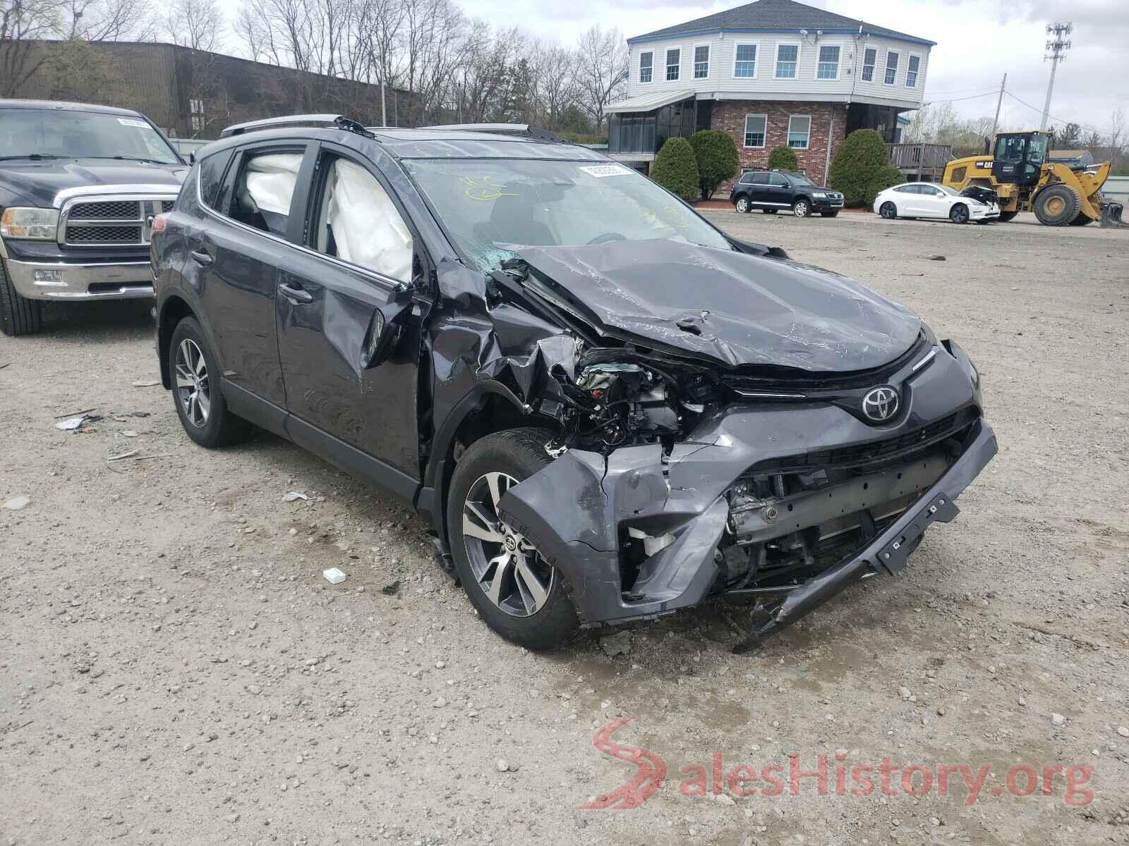 JTMRFREV8JJ259989 2018 TOYOTA RAV4