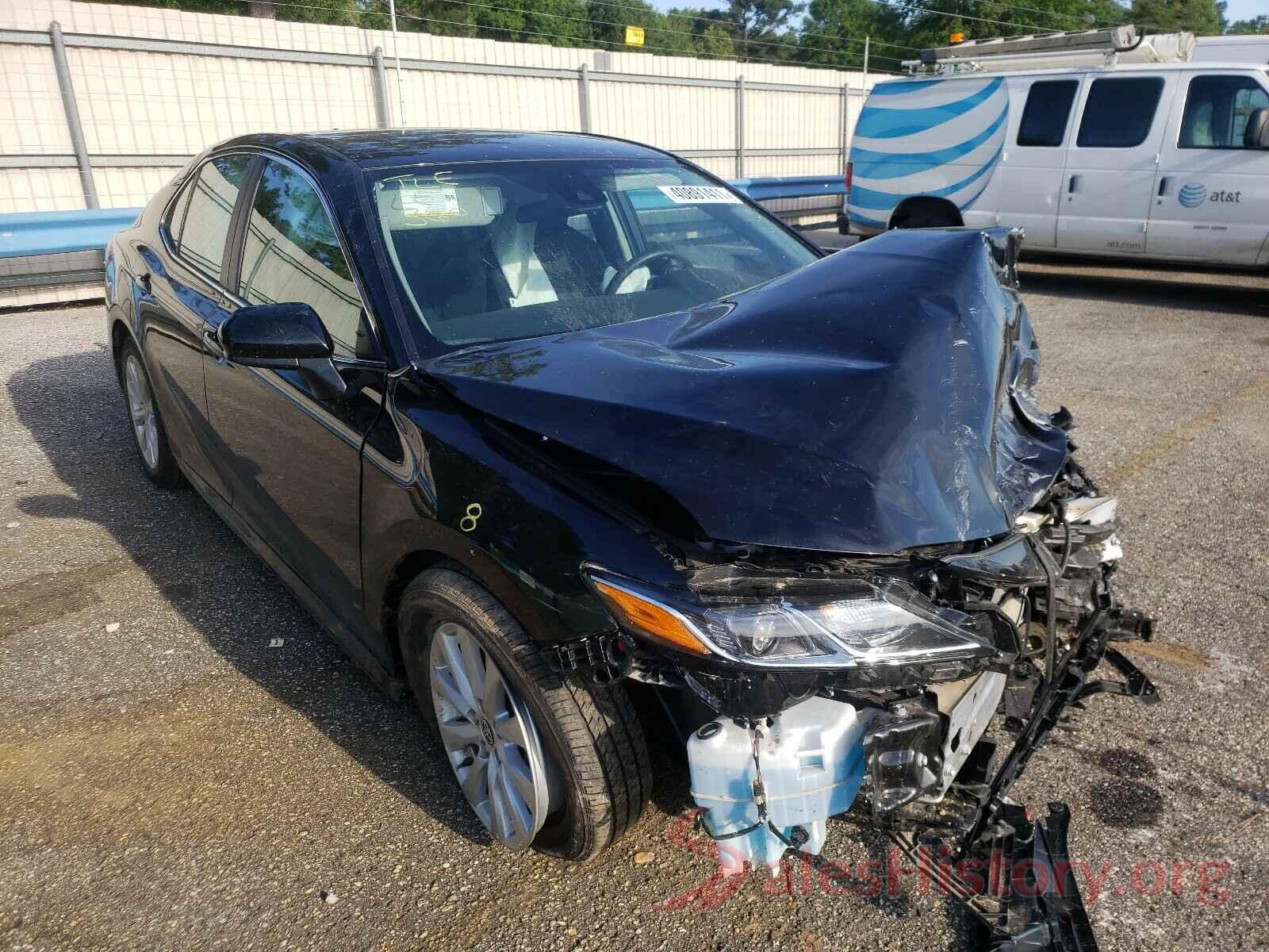 4T1C11AK6LU948556 2020 TOYOTA CAMRY