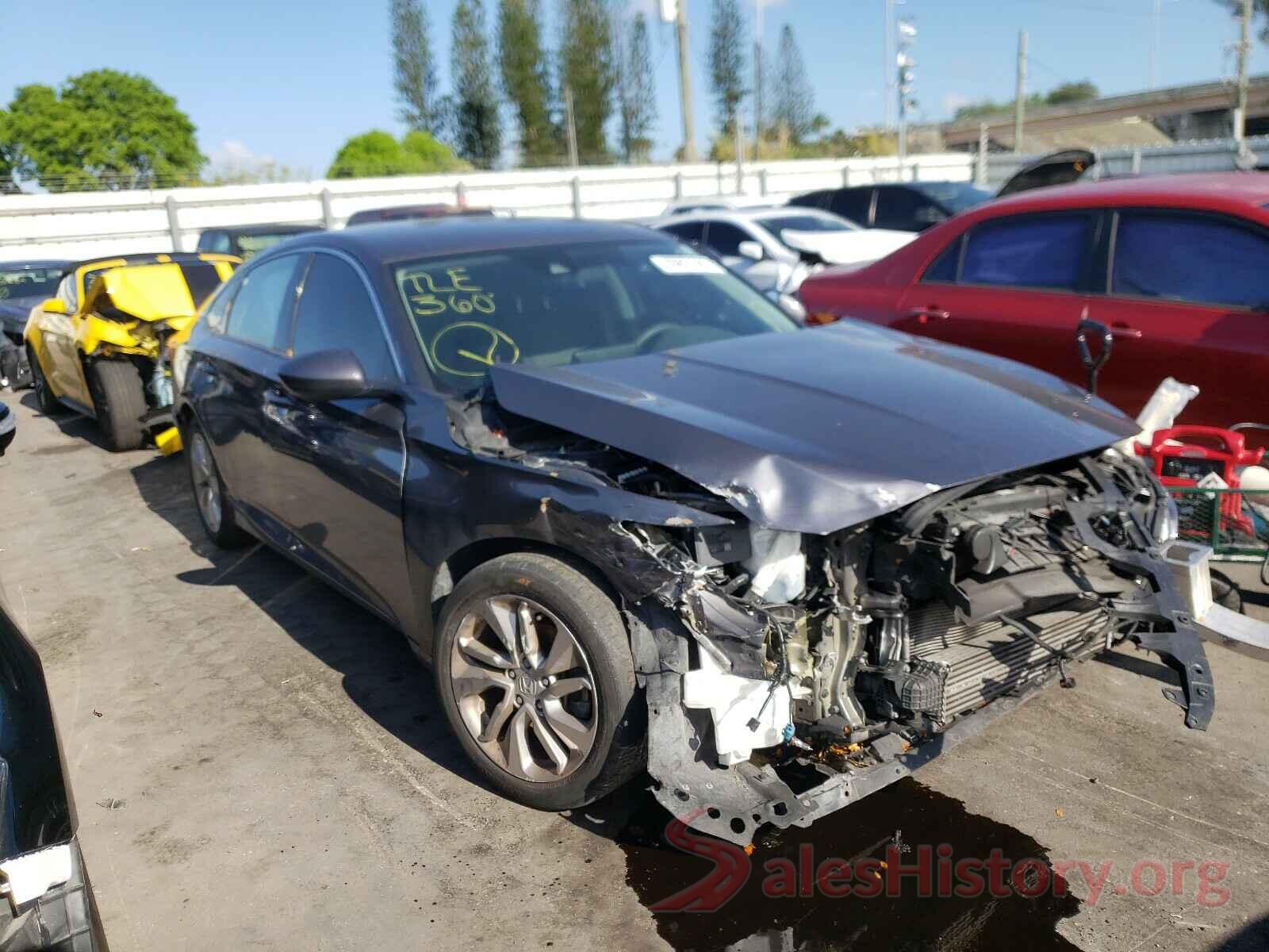 1HGCV1F16JA118877 2018 HONDA ACCORD