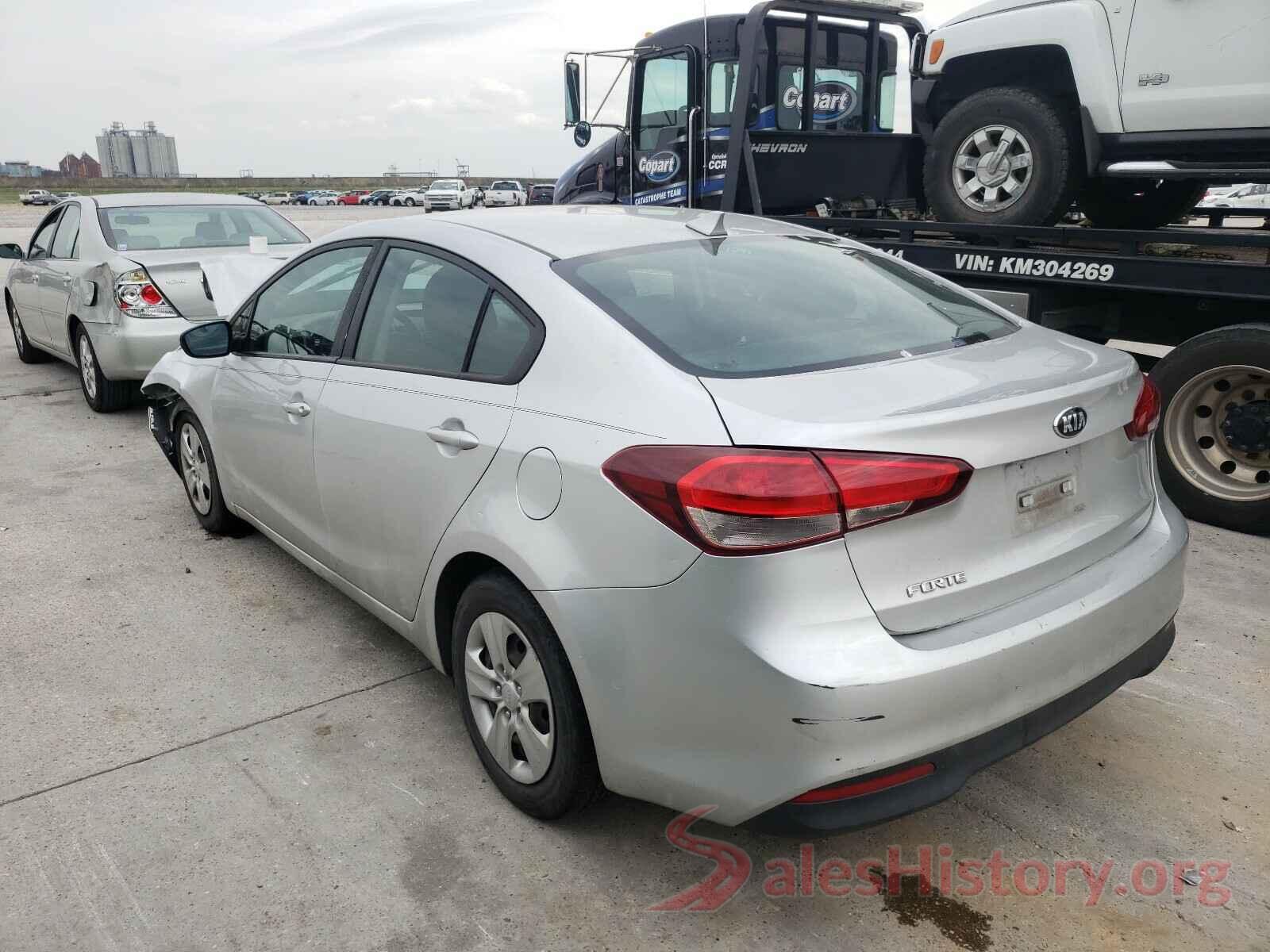 3KPFK4A77HE049609 2017 KIA FORTE