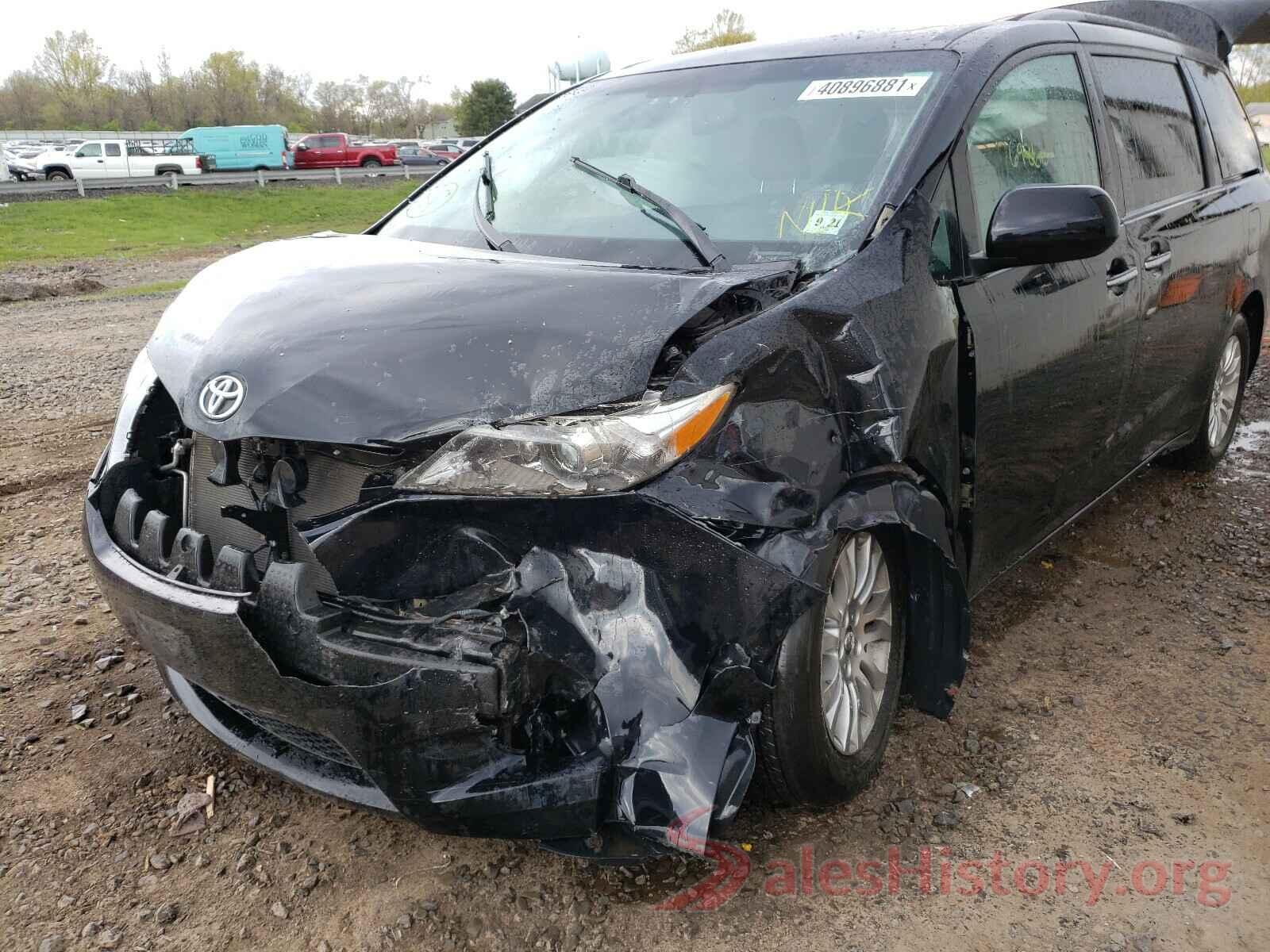 5TDYZ3DC0HS767306 2017 TOYOTA SIENNA