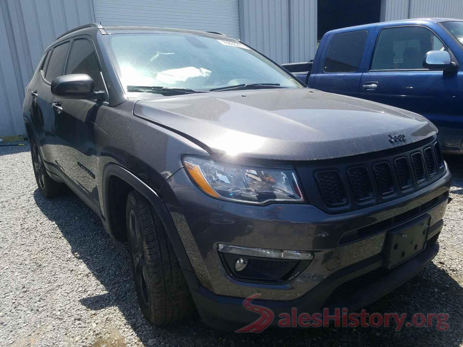 3C4NJDBB9KT754335 2019 JEEP COMPASS