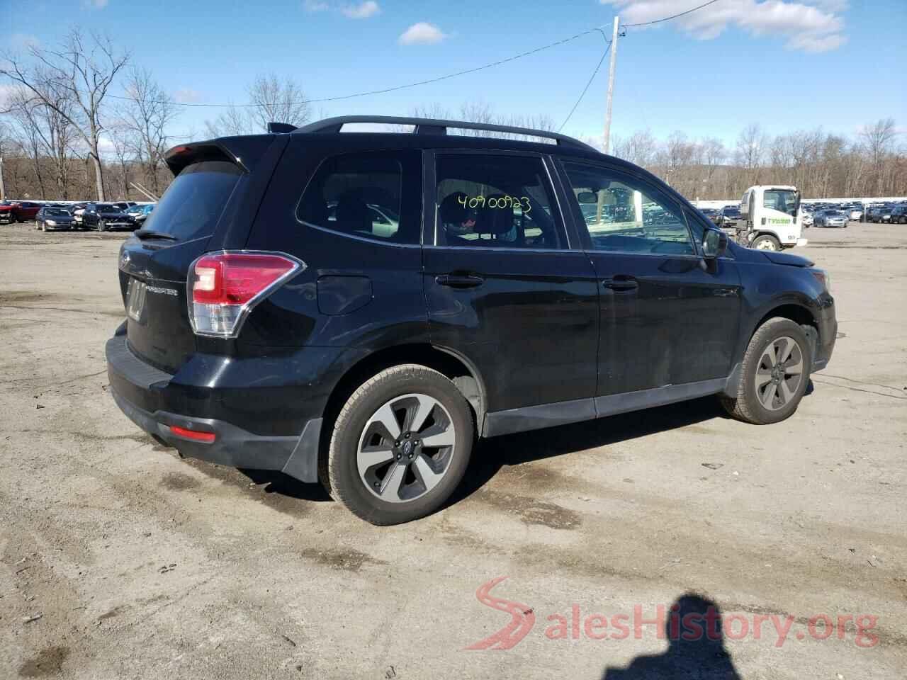 JF2SJARC9JH485462 2018 SUBARU FORESTER