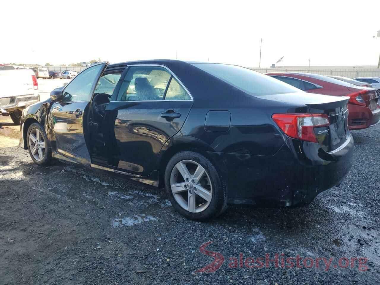 4T1BF1FK2CU174392 2012 TOYOTA CAMRY