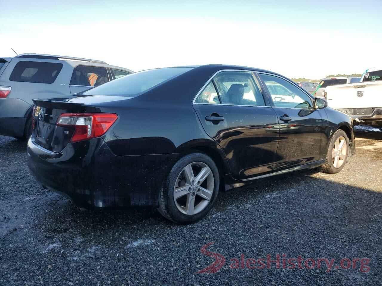 4T1BF1FK2CU174392 2012 TOYOTA CAMRY