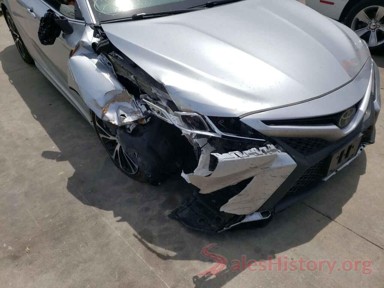 4T1B11HK1JU103144 2018 TOYOTA CAMRY