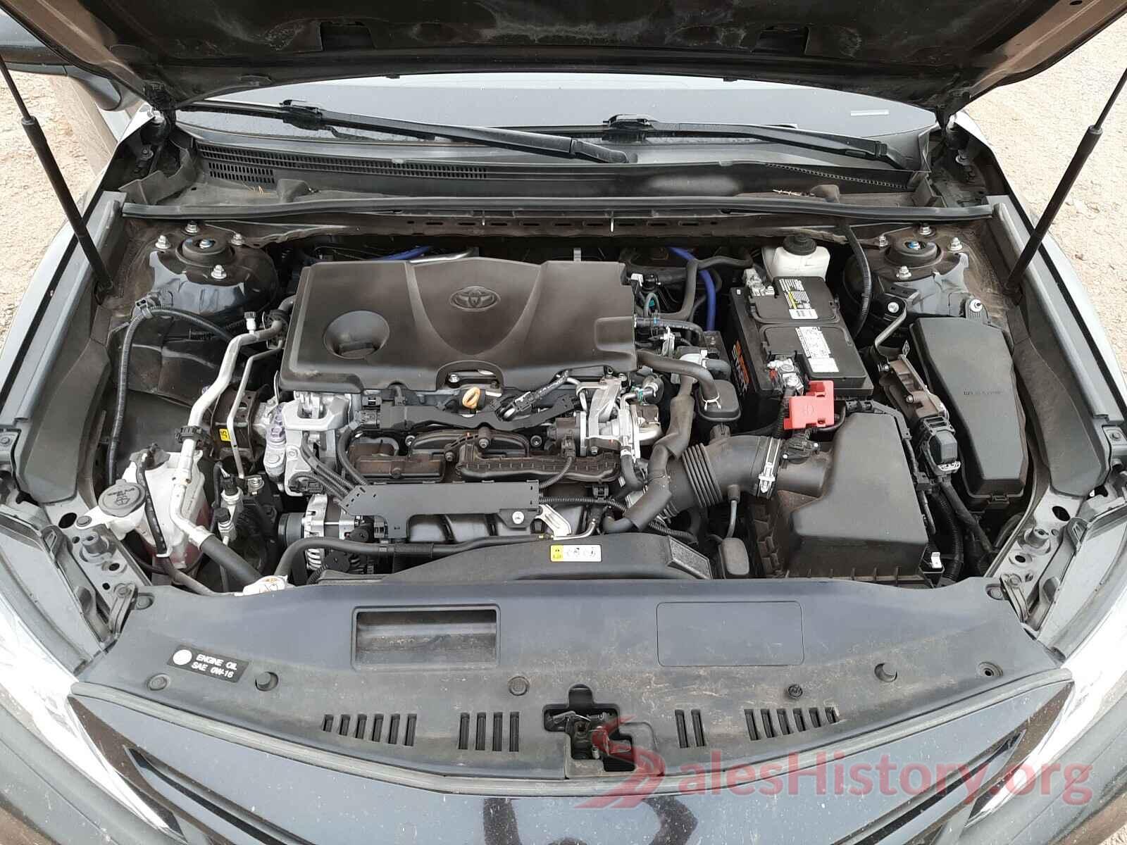 4T1B11HK7JU092988 2018 TOYOTA CAMRY