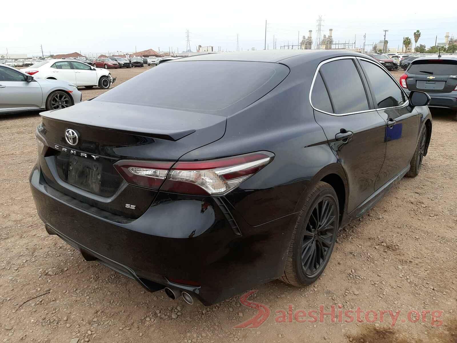 4T1B11HK7JU092988 2018 TOYOTA CAMRY