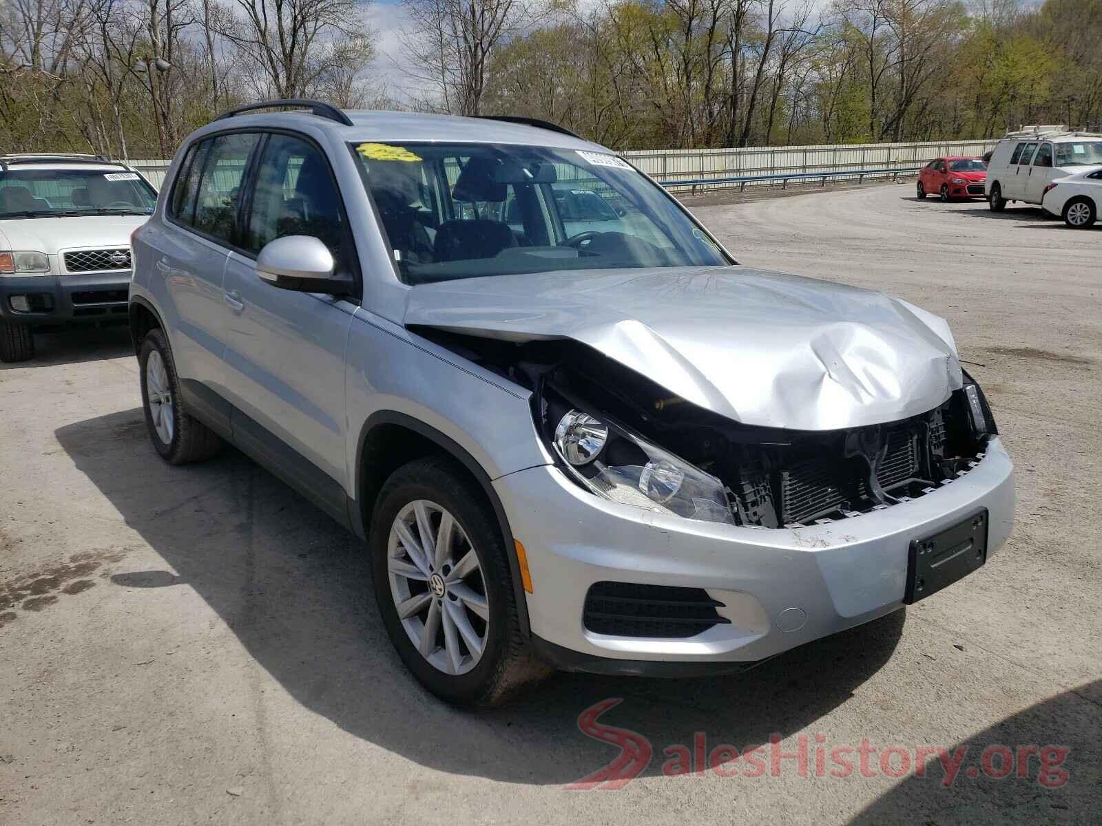 WVGAV7AX4HK047599 2017 VOLKSWAGEN TIGUAN