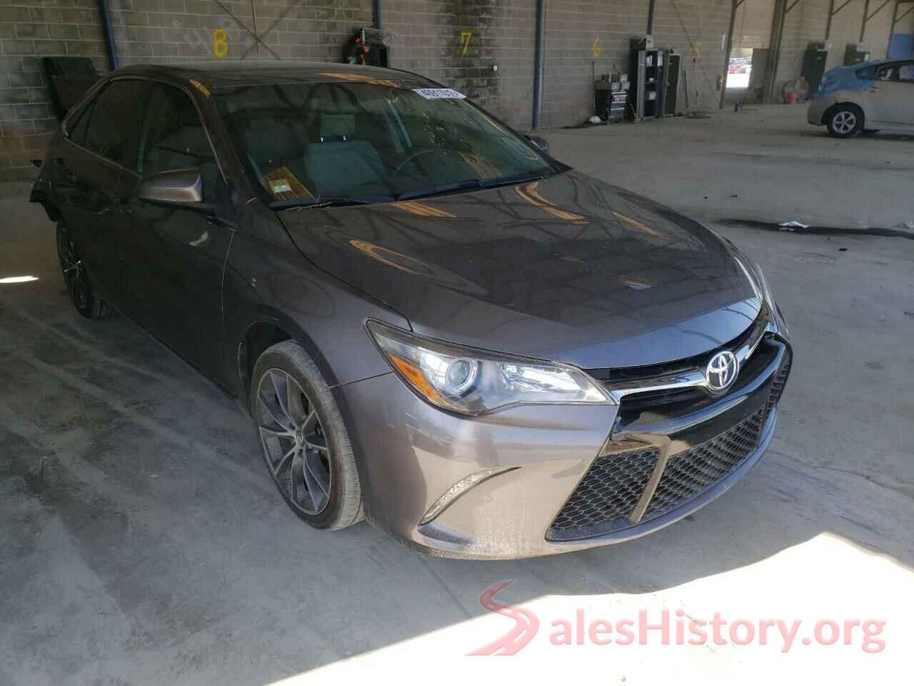 4T1BF1FK0GU204768 2016 TOYOTA CAMRY