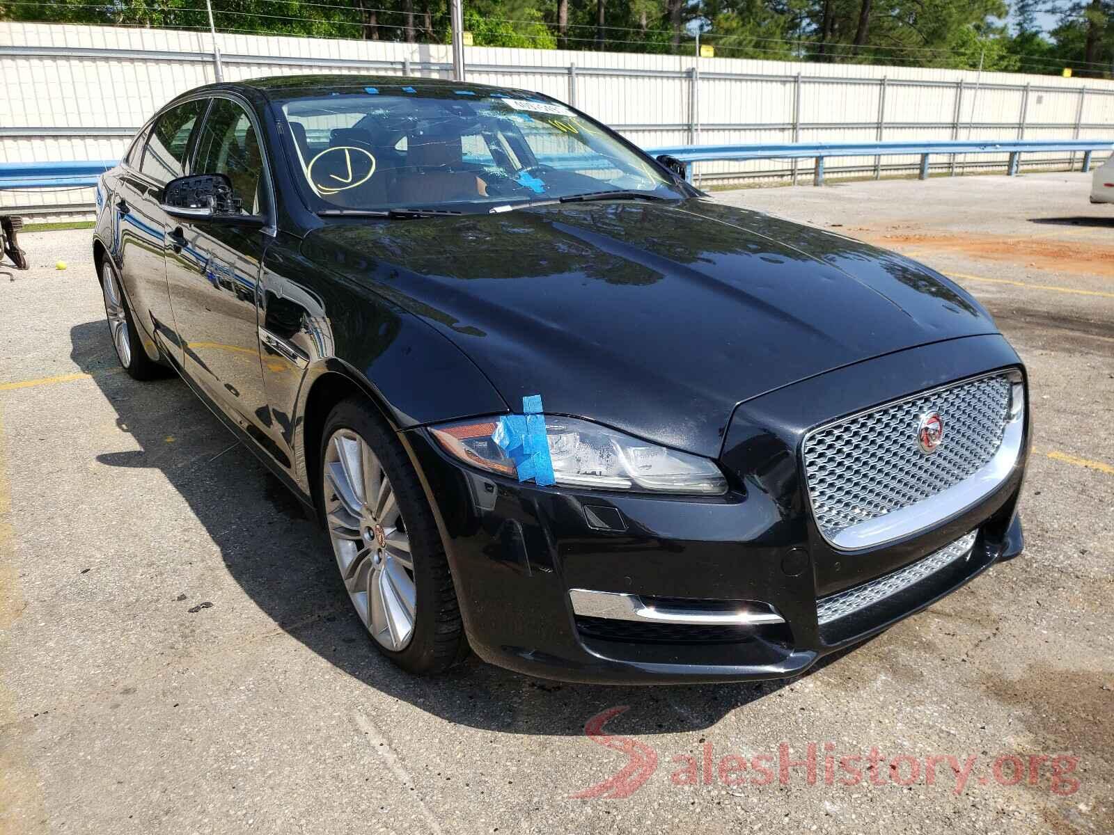 SAJWA2GE4GMW02411 2016 JAGUAR XJ