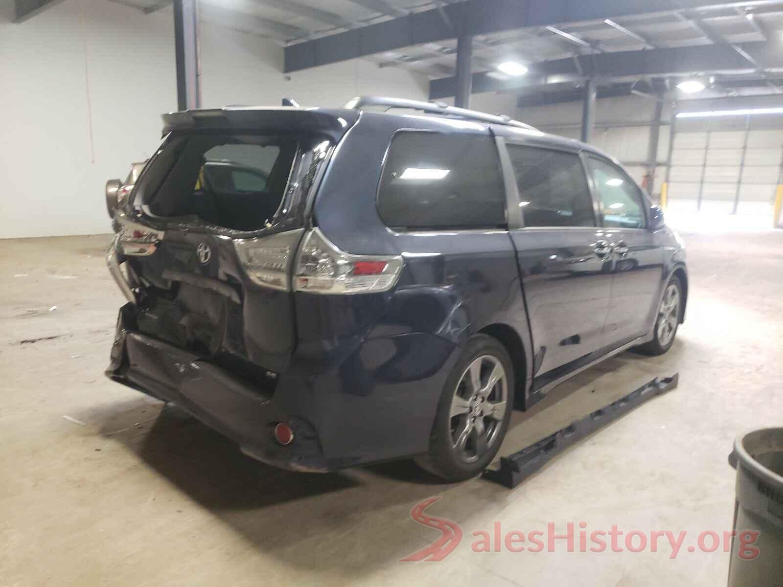 5TDXZ3DC4JS943789 2018 TOYOTA SIENNA