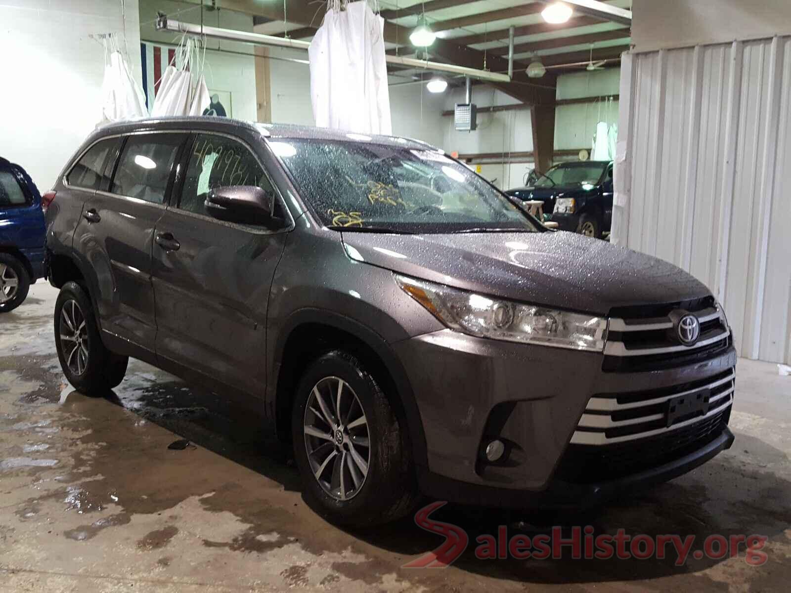 5TDJZRFH1KS593332 2019 TOYOTA HIGHLANDER