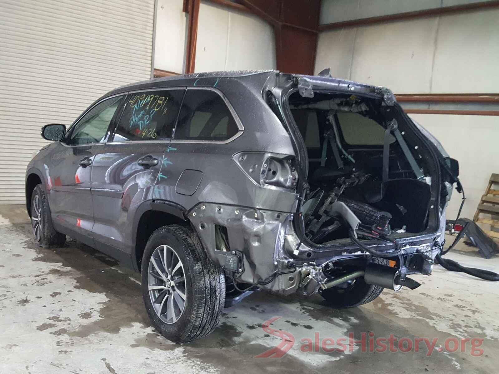 5TDJZRFH1KS593332 2019 TOYOTA HIGHLANDER