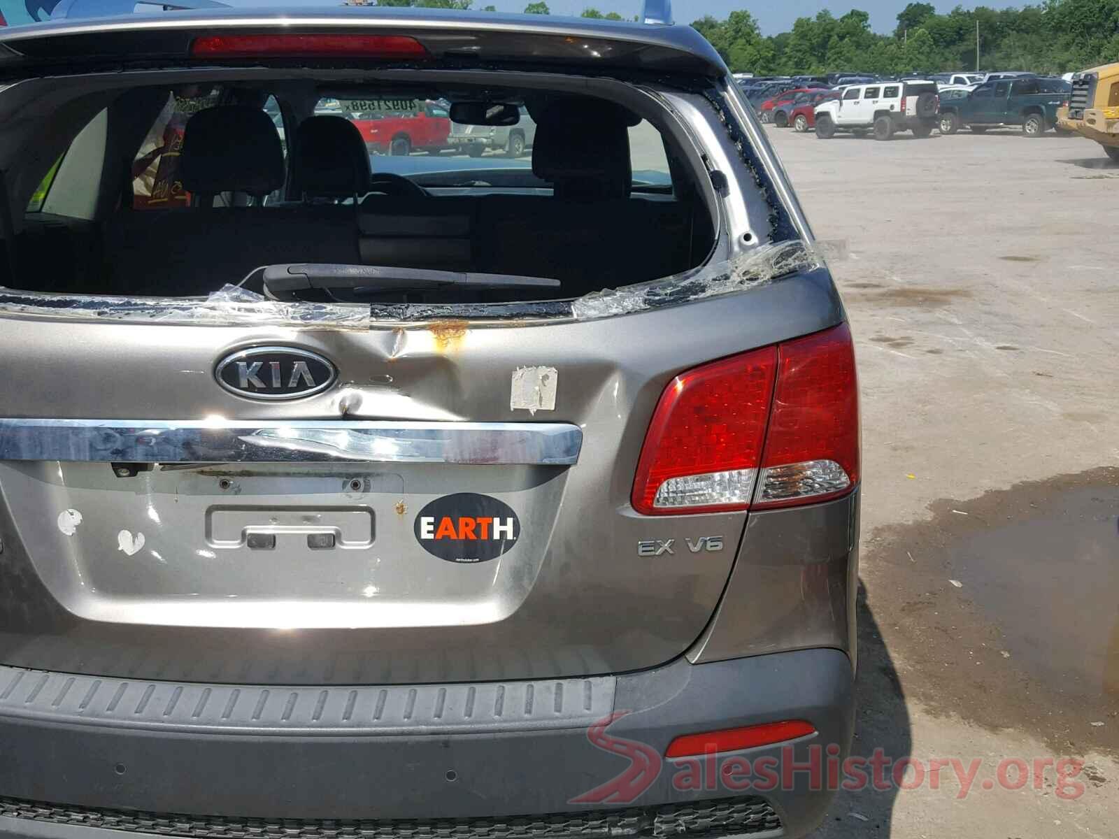 5XYKUDA25BG120619 2011 KIA SORENTO EX