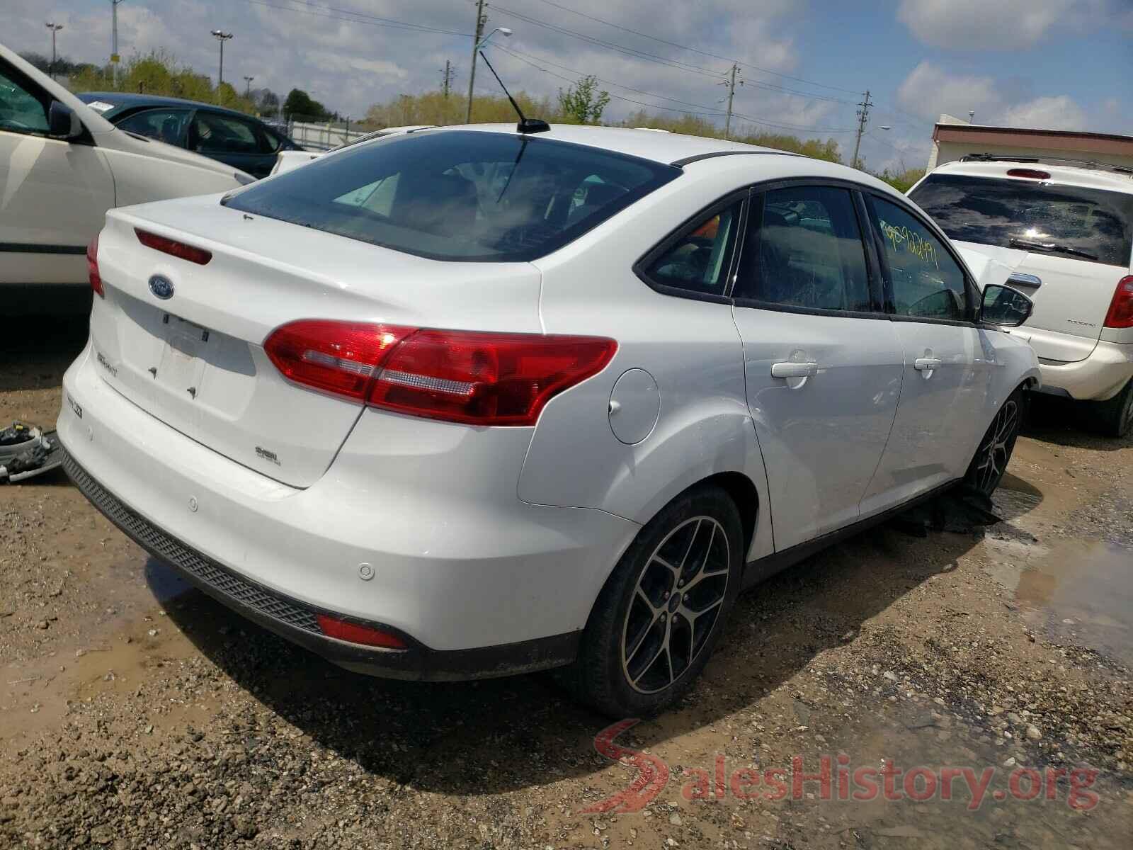 1FADP3H2XJL228422 2018 FORD FOCUS