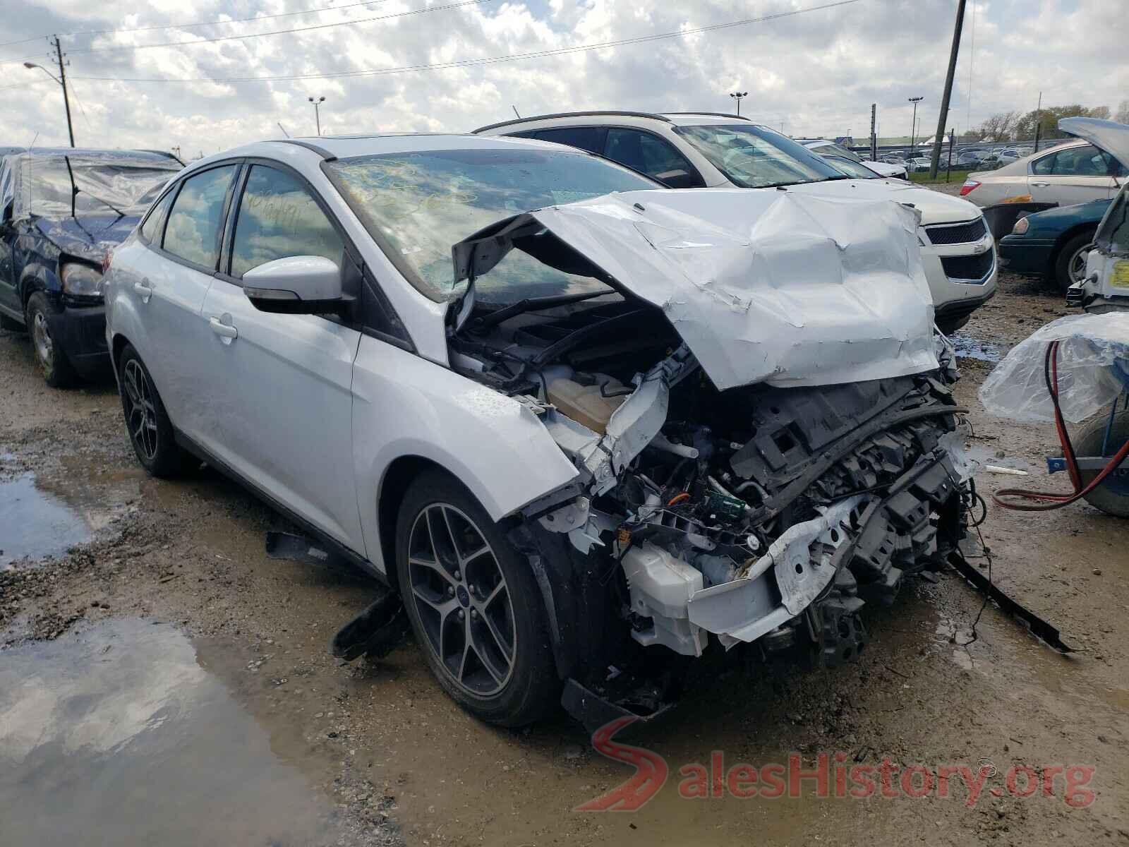 1FADP3H2XJL228422 2018 FORD FOCUS